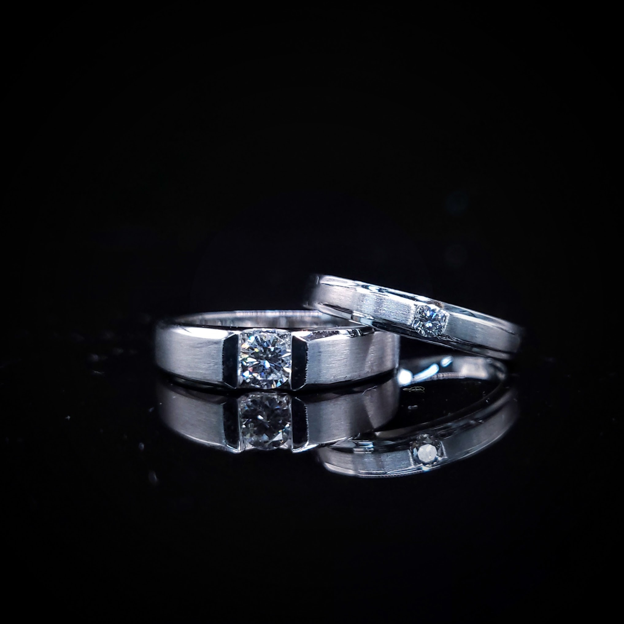 18K White Gold 0.28ct Diamond Wedding Rings