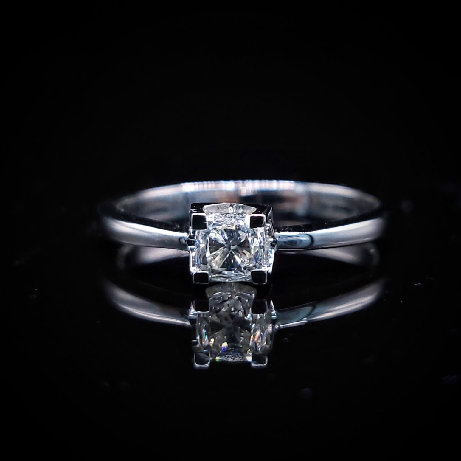18K White Gold 0.38ct Diamond Ring