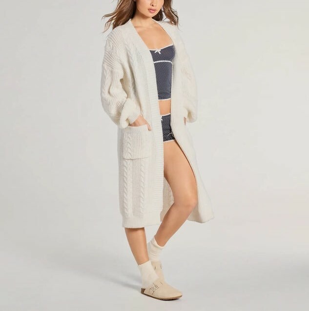 Ivory米白色編織麻花針織長大衣外套