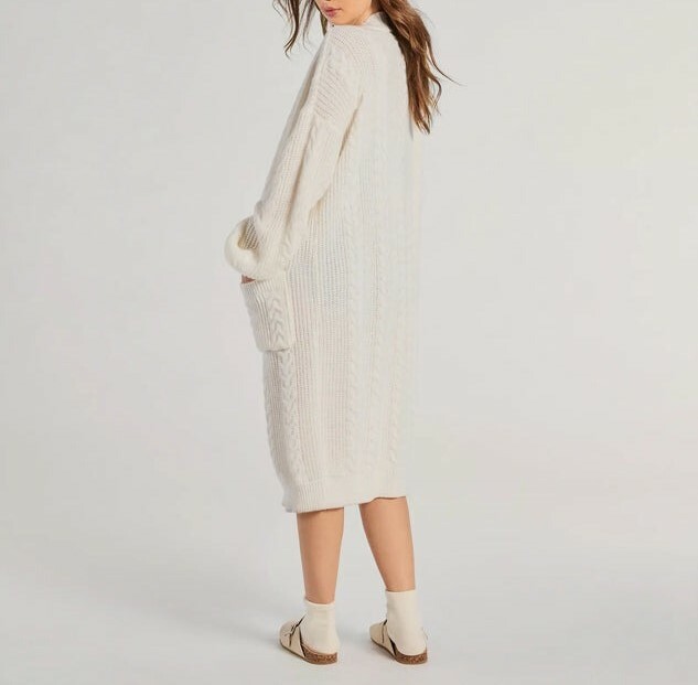 Ivory米白色編織麻花針織長大衣外套