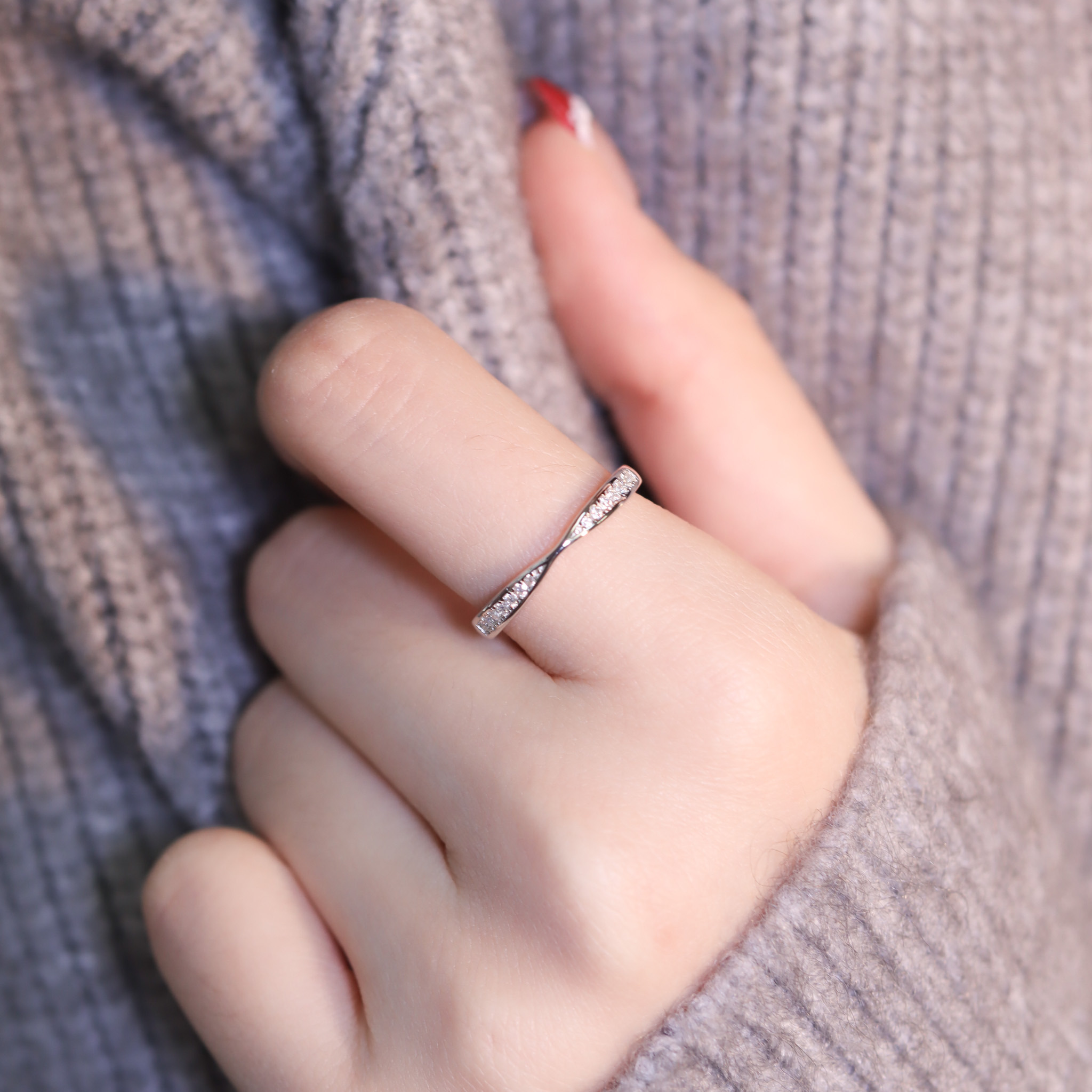 | 925純銀・ 白金 ・莫桑石 | 小遇見戒指 | RI0789 |