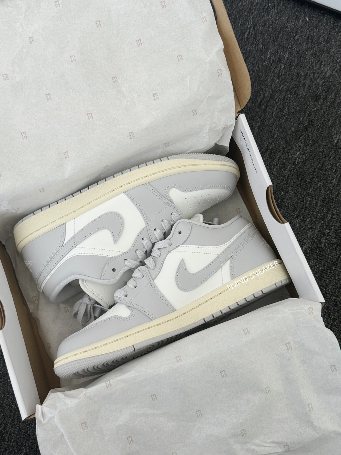 Nike Air Jordan 1 Low 椰奶油