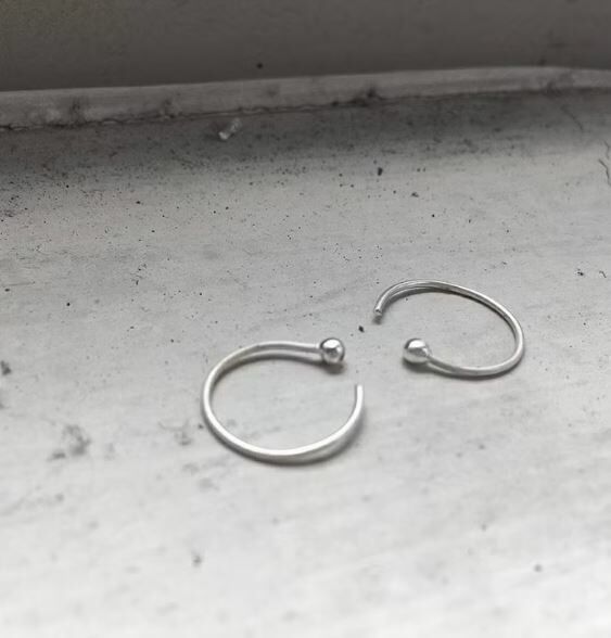 │簡約│C型水滴 • 純銀耳環