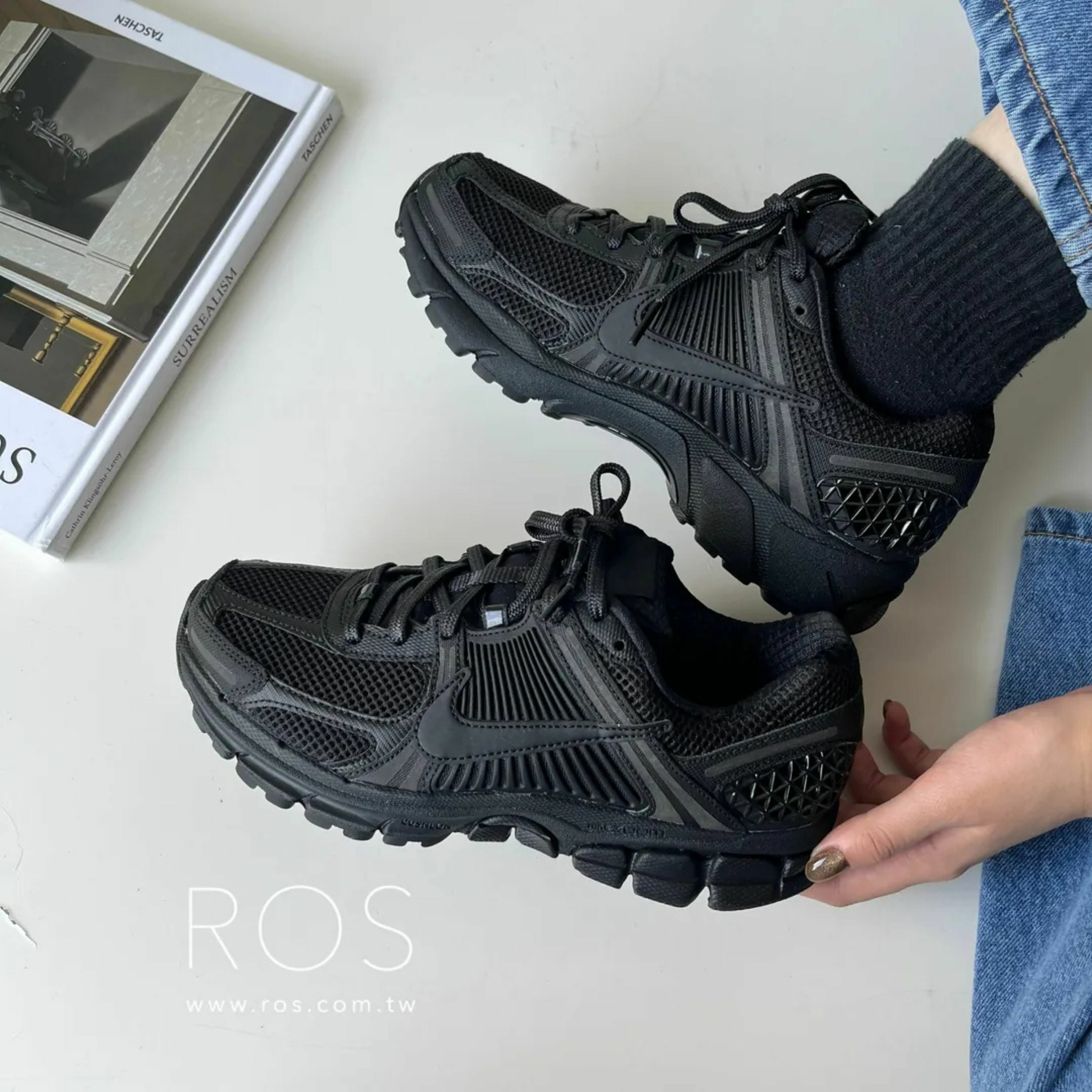 Nike Zoom Vomero 5 黑魂