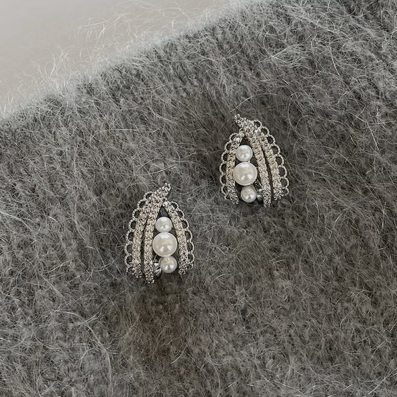 Cinderella高級獨特銀蕾絲”灰白珍珠耳釘