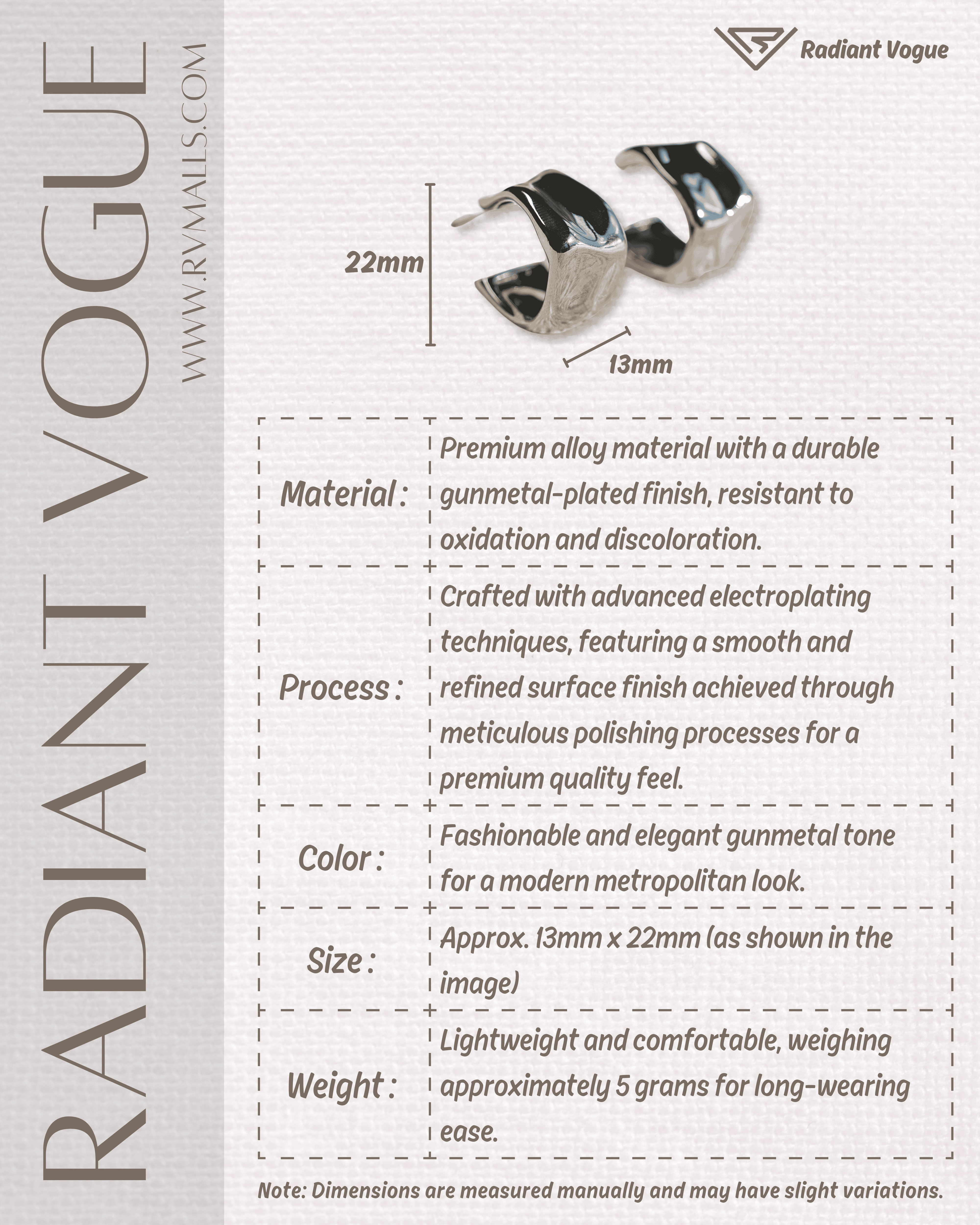 13mm × 22mm 時尚耳環尺寸, 重量輕盈僅5克, 適合全天佩戴, 摩登設計耳環。