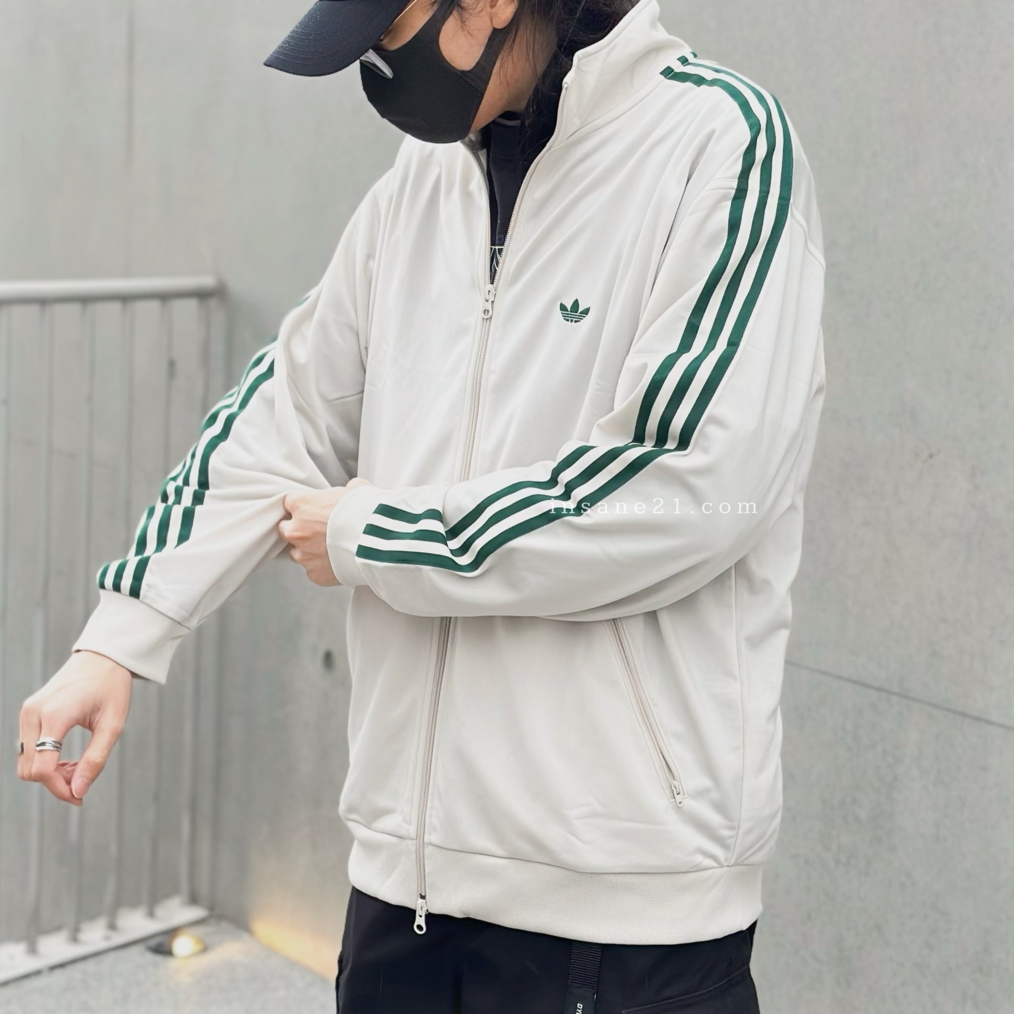 ADIDAS ORIGINALS 三線 運動 外套 夾克 燕麥綠 JD5266