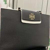 [S] TORY BURCH BRITTEN TOTE BAG,BLACK, 138773-001 (STB651)