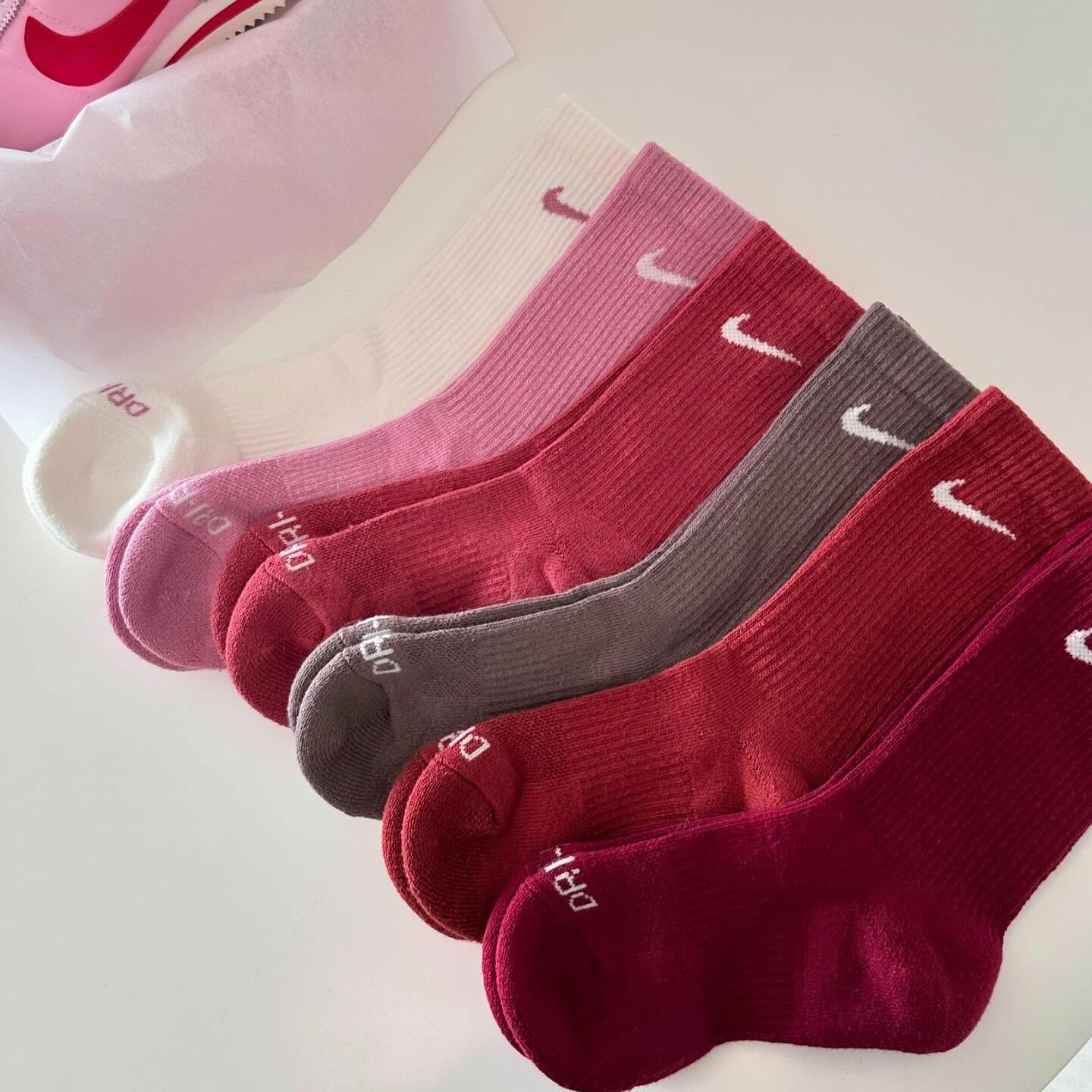 Nike Socks 樹梅粉 粉色 奶油白 漸層 國外限定 襪子 長襪 小腿襪 六雙一組 SX6897-936