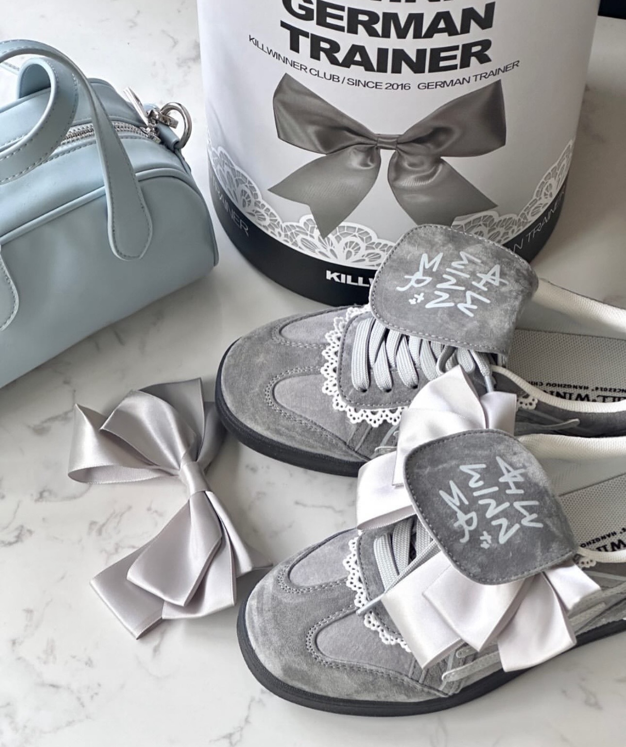 <張員瑛同款> Killwinner 德訓鞋 蕾絲緞帶 芭蕾風 蝴蝶結 岩石灰