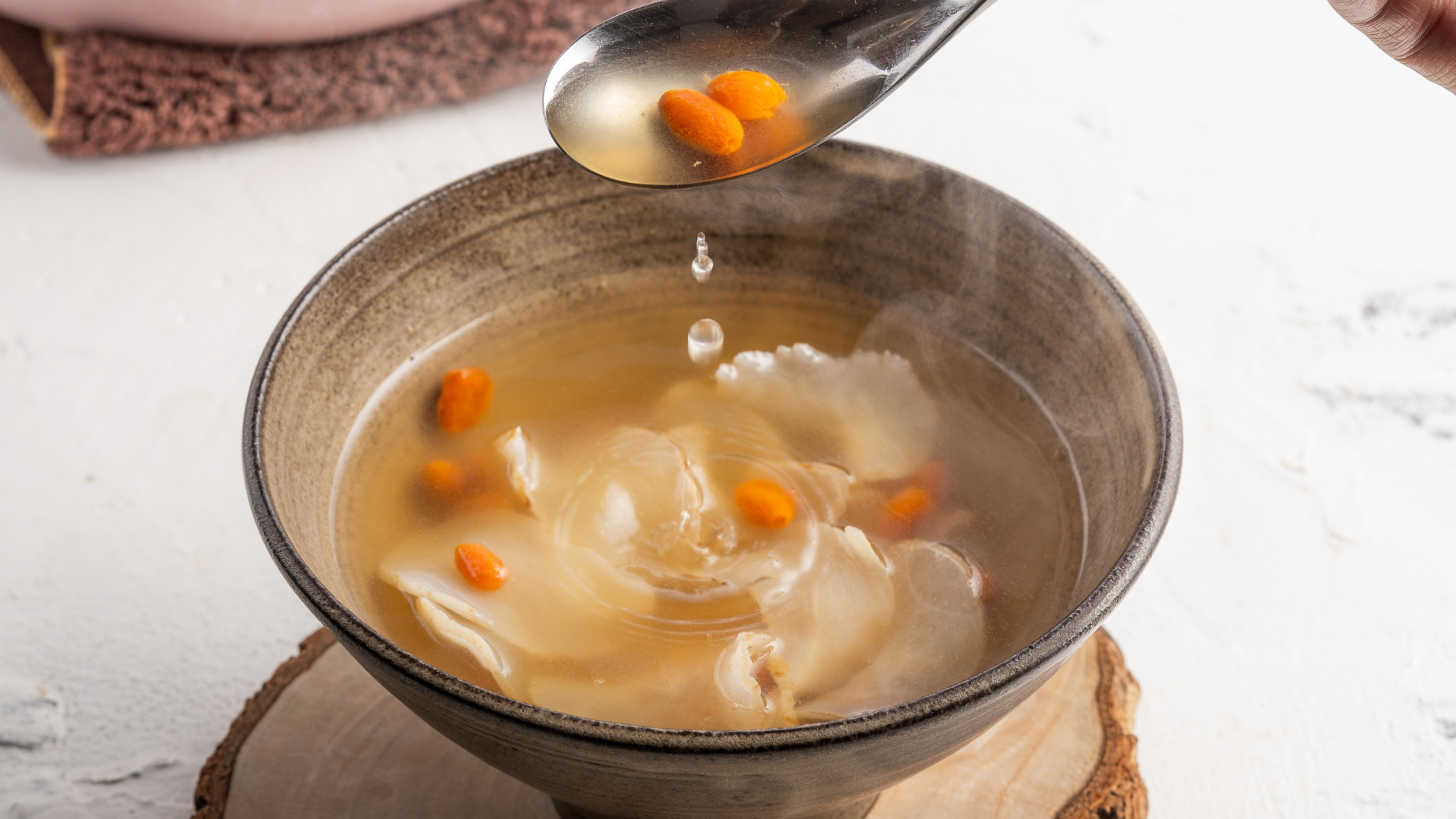 天麻枸杞雞湯
