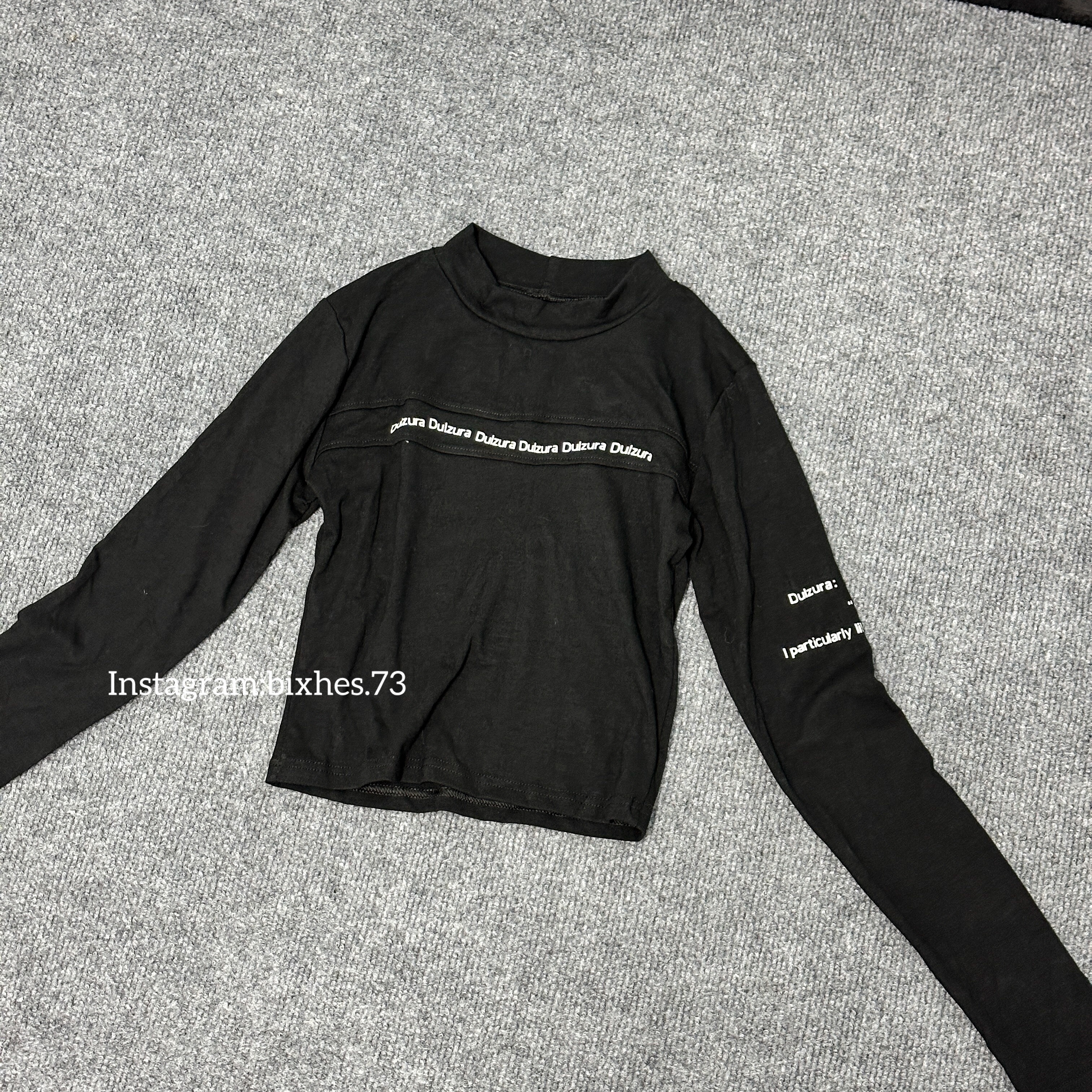 串字中領短版黑長T(B00118)