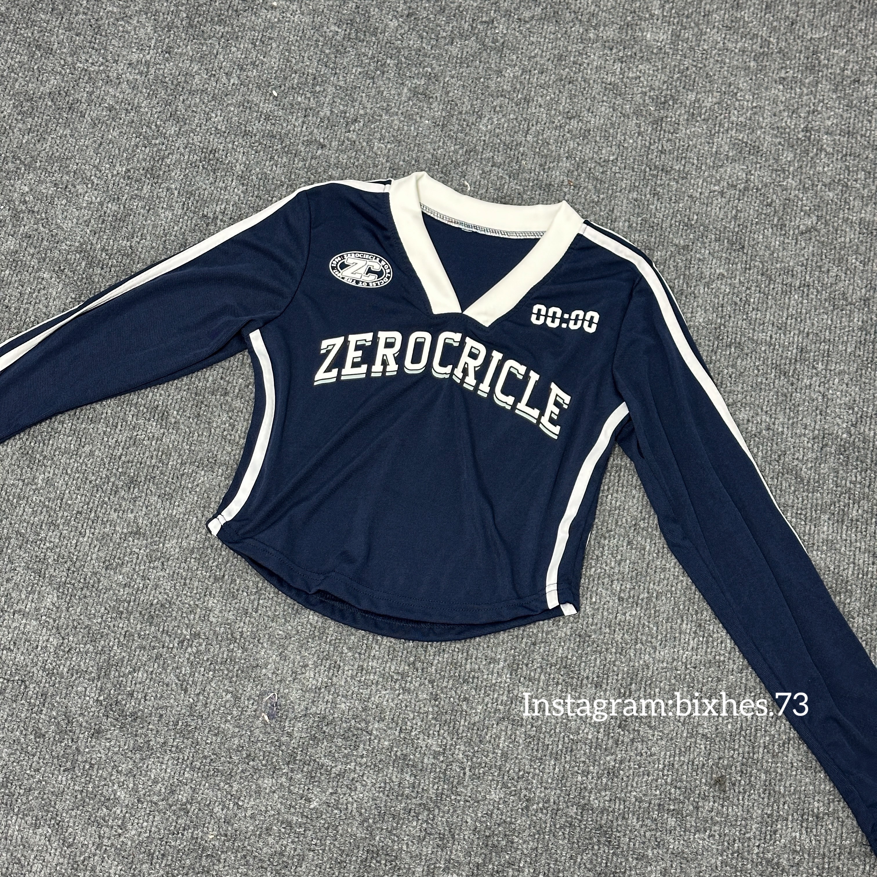 賽車V領短版長T(B00120)