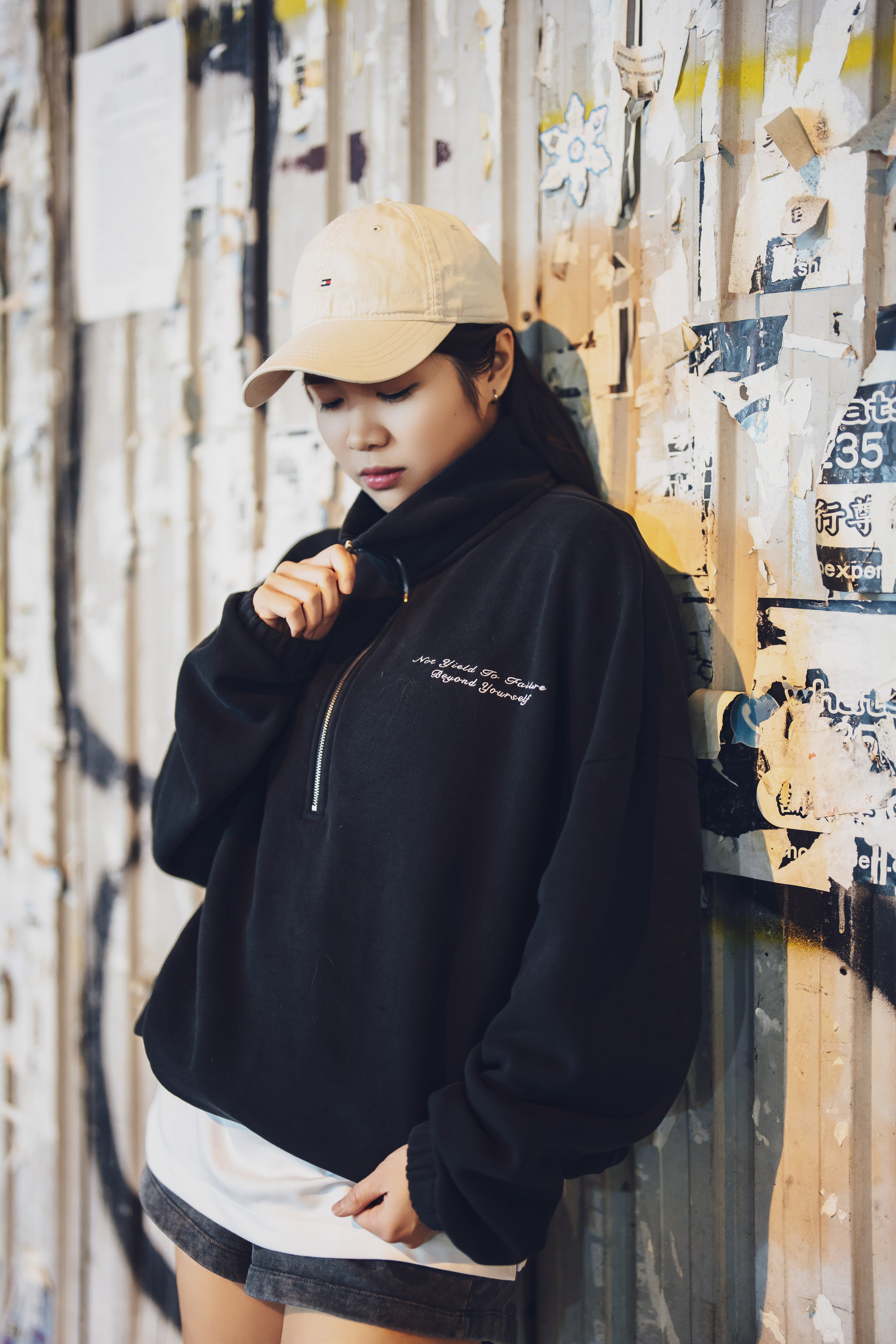 NOT ENOUGH HALF ZIP SWEATSHIRT