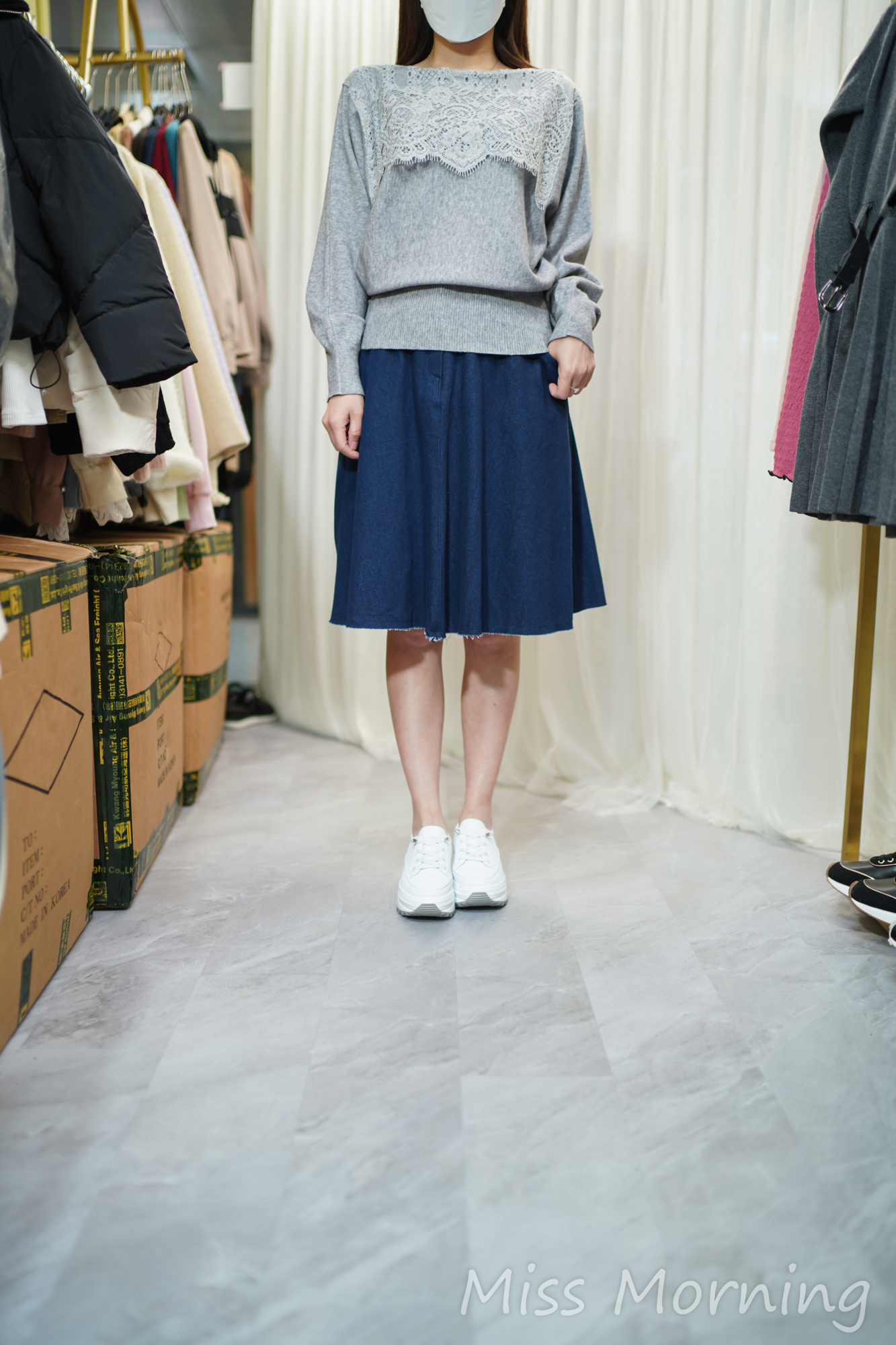 中薄軟熟拼lace顯瘦上衣(14411)