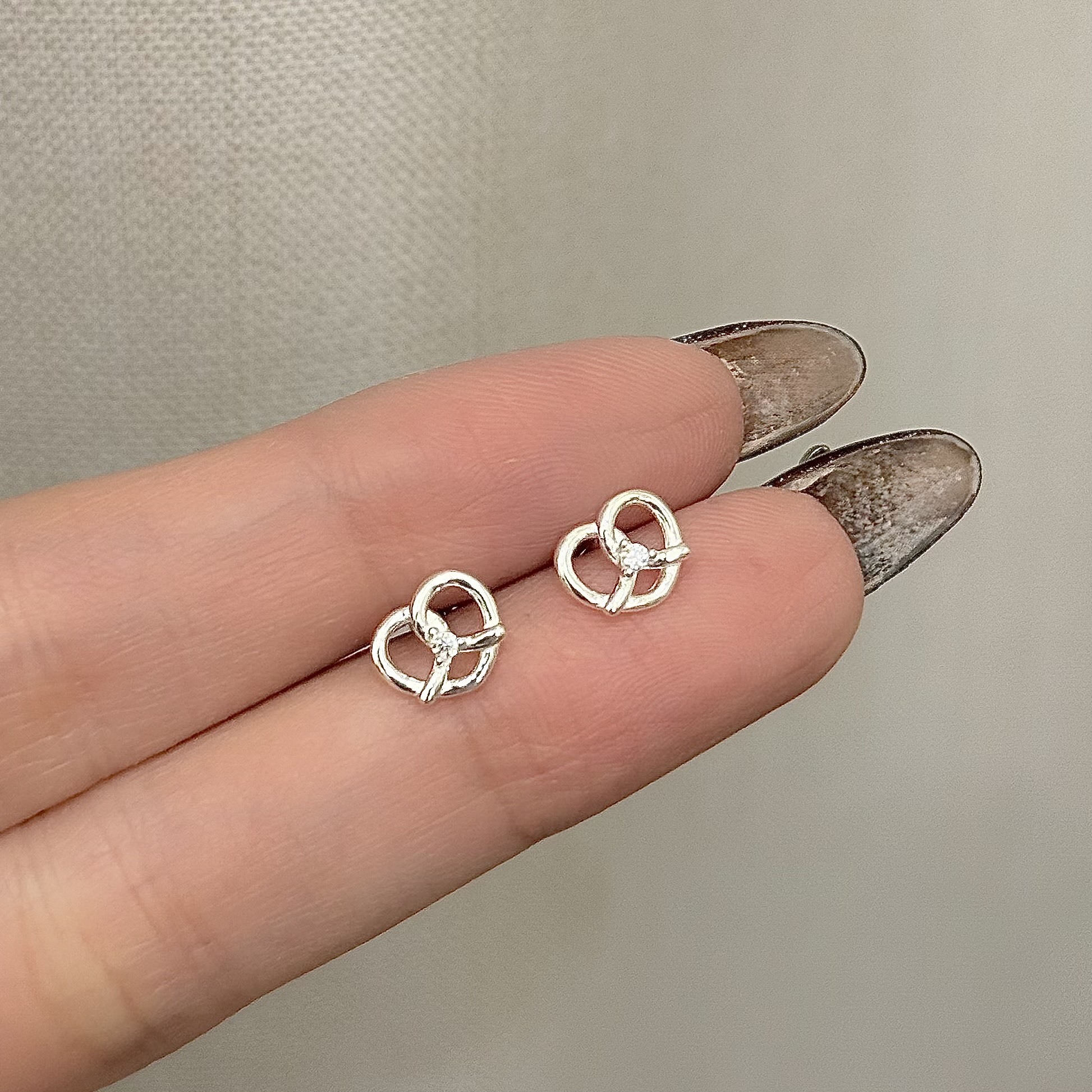 愛心扭結純銀鎖針