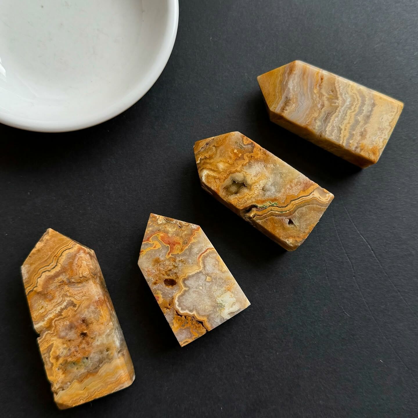 [原石] 瘋狂瑪瑙 水晶柱