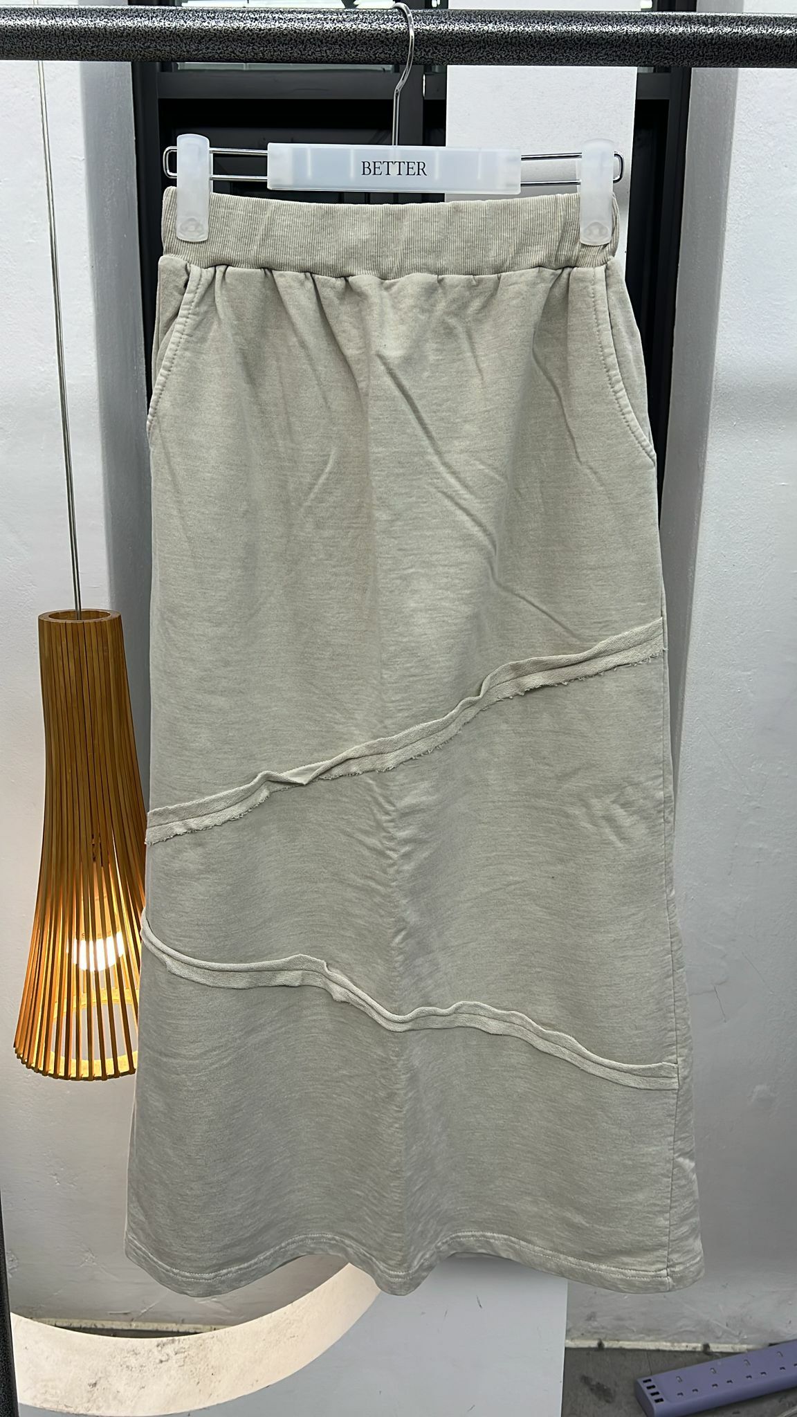 現貨韓國卷邊半截長裙（此為清貨價貨品不設退換）（K1 F482）