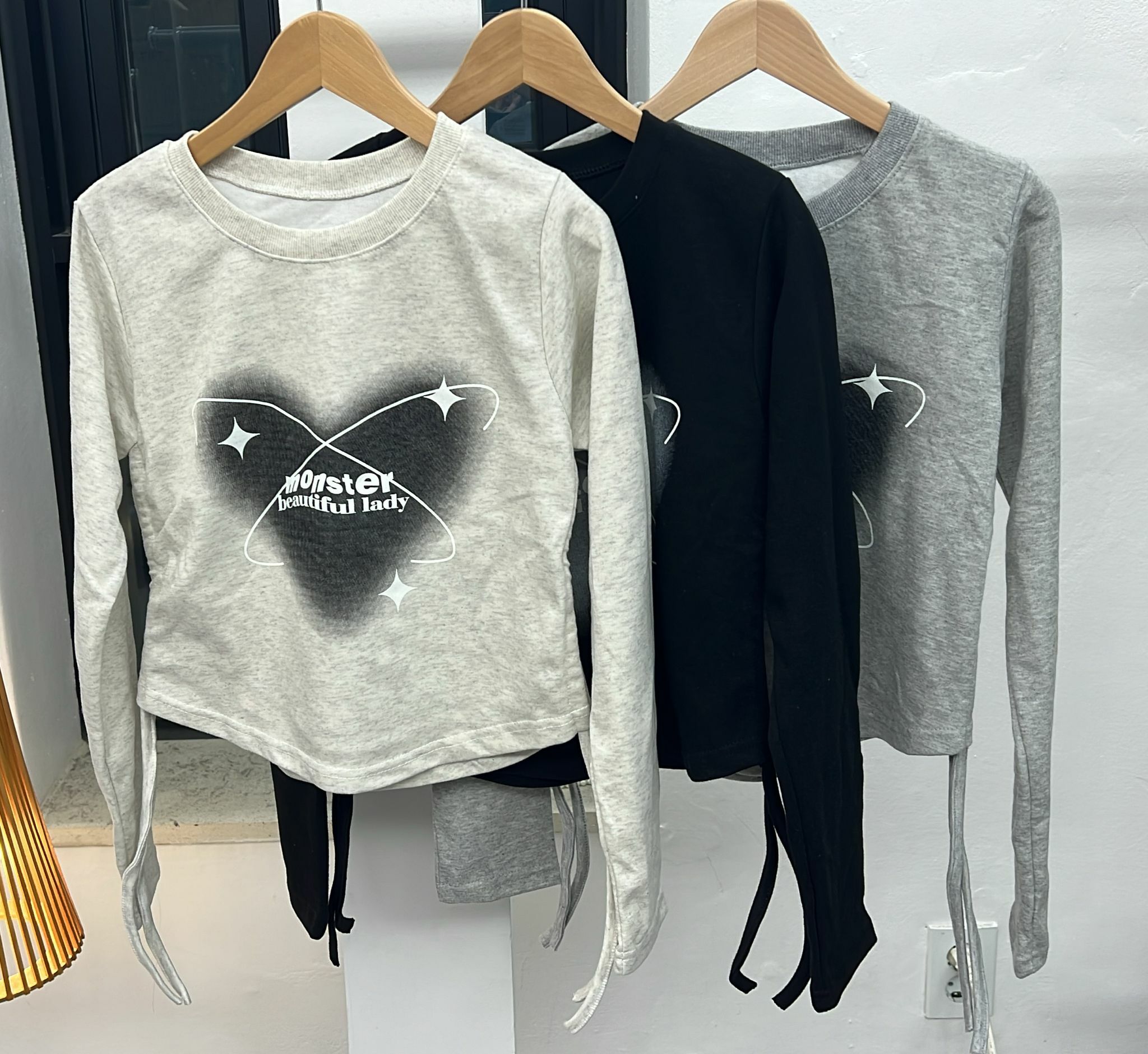 韓國連線 星星MONSTER長袖TEE，清貨價貨品，不設退換（K1 F512）