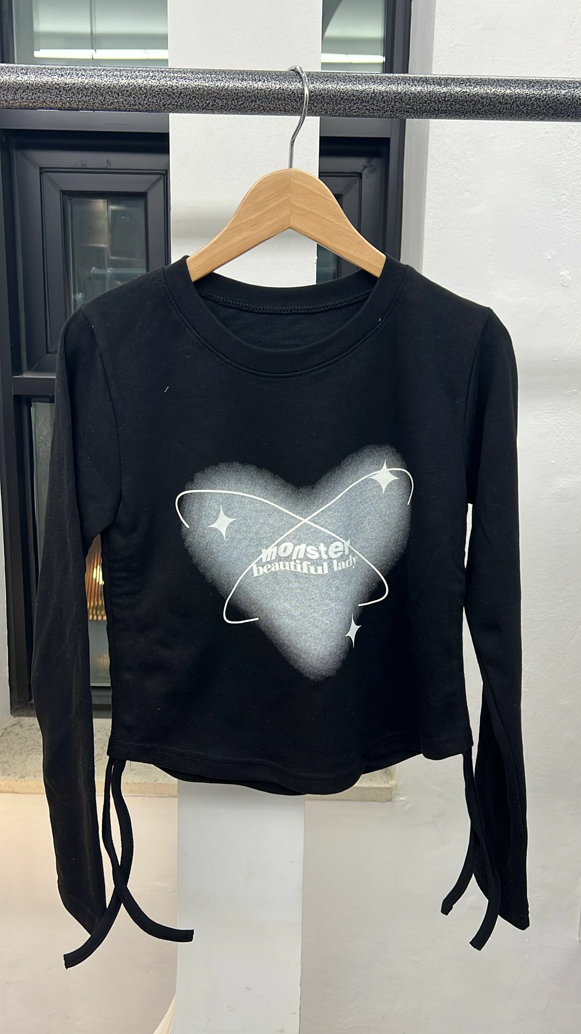 韓國連線 星星MONSTER長袖TEE，清貨價貨品，不設退換（K1 F512）