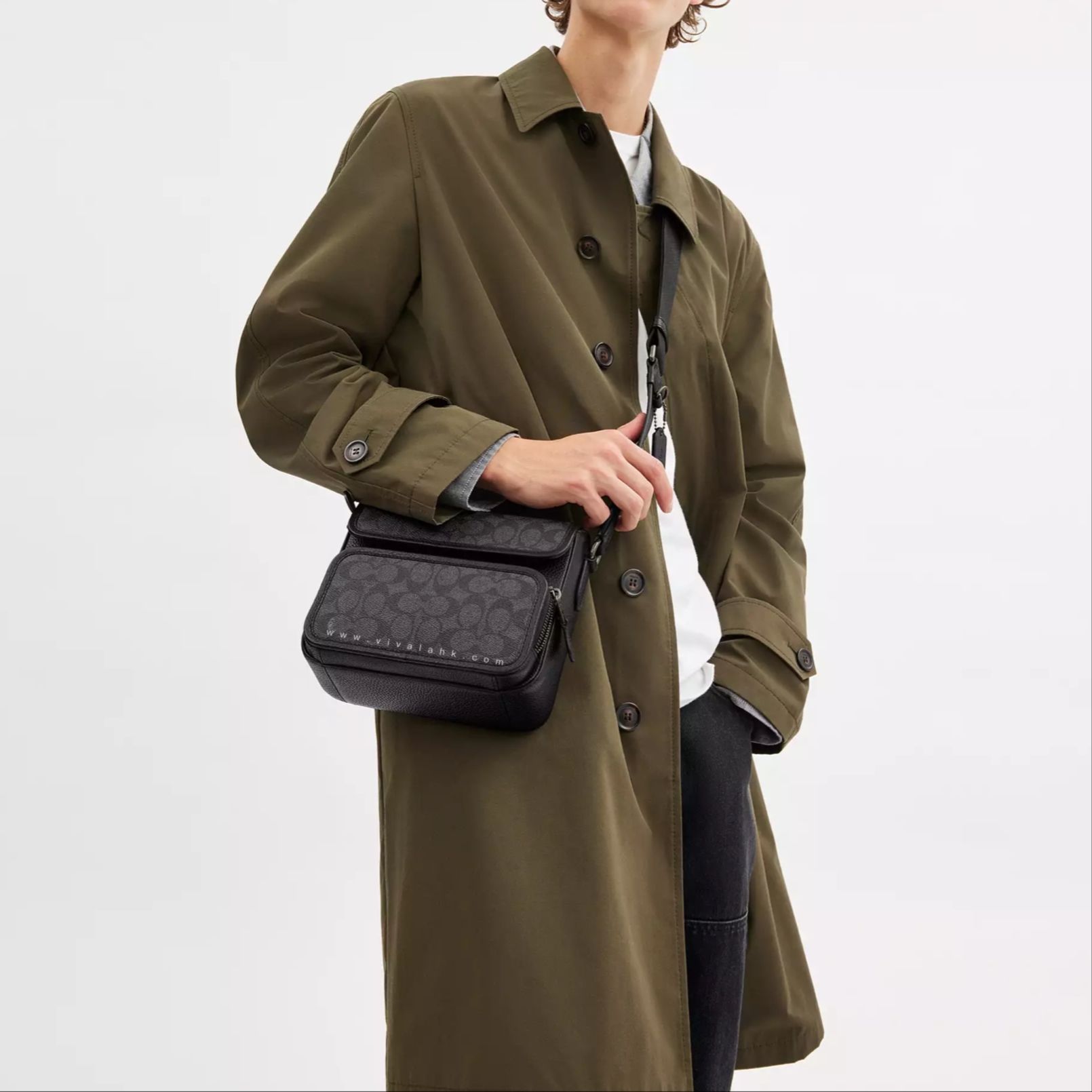 Coach - Sullivan 斜孭袋 (C字暗花) (CZ396)