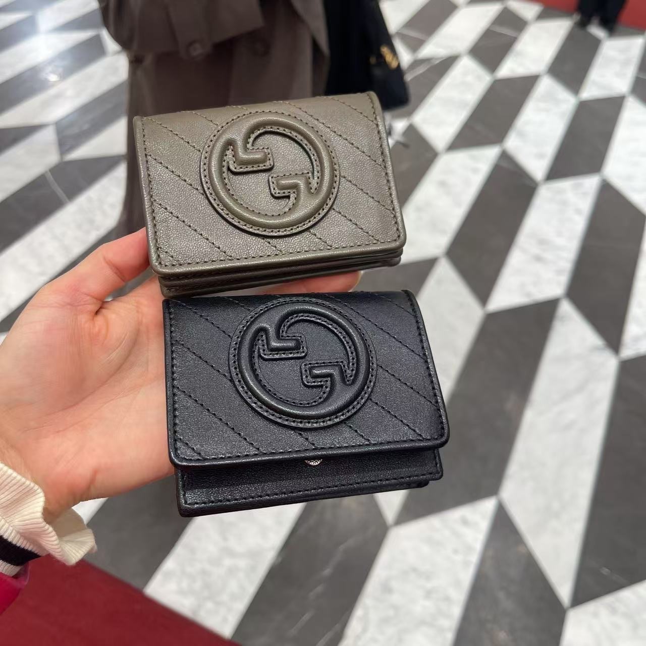 Gucci Sakai small wallet in 2 colors