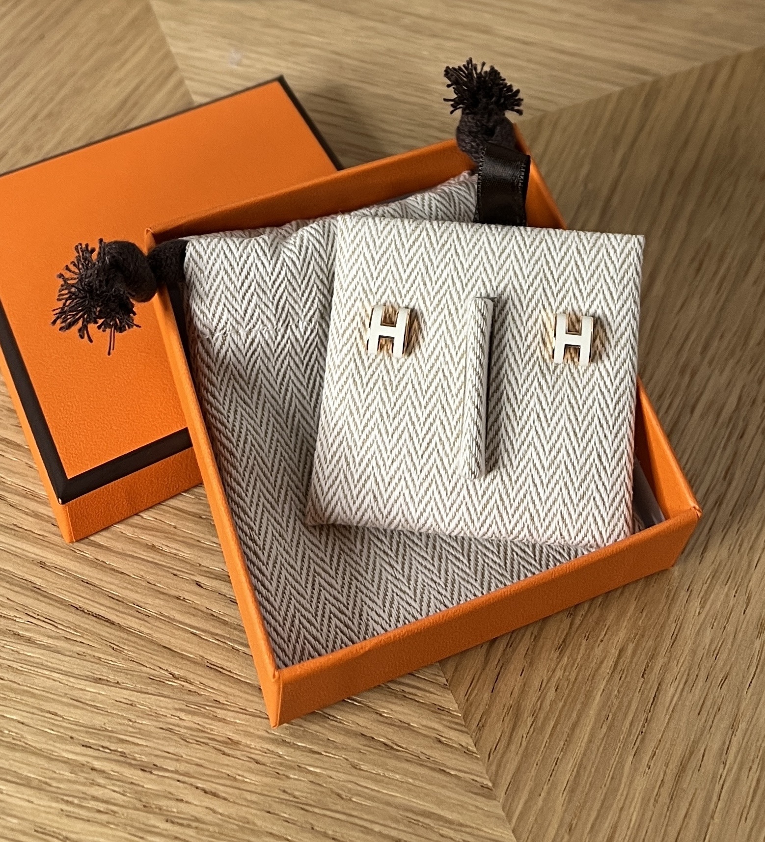 Hermes mini pop H white rose gold