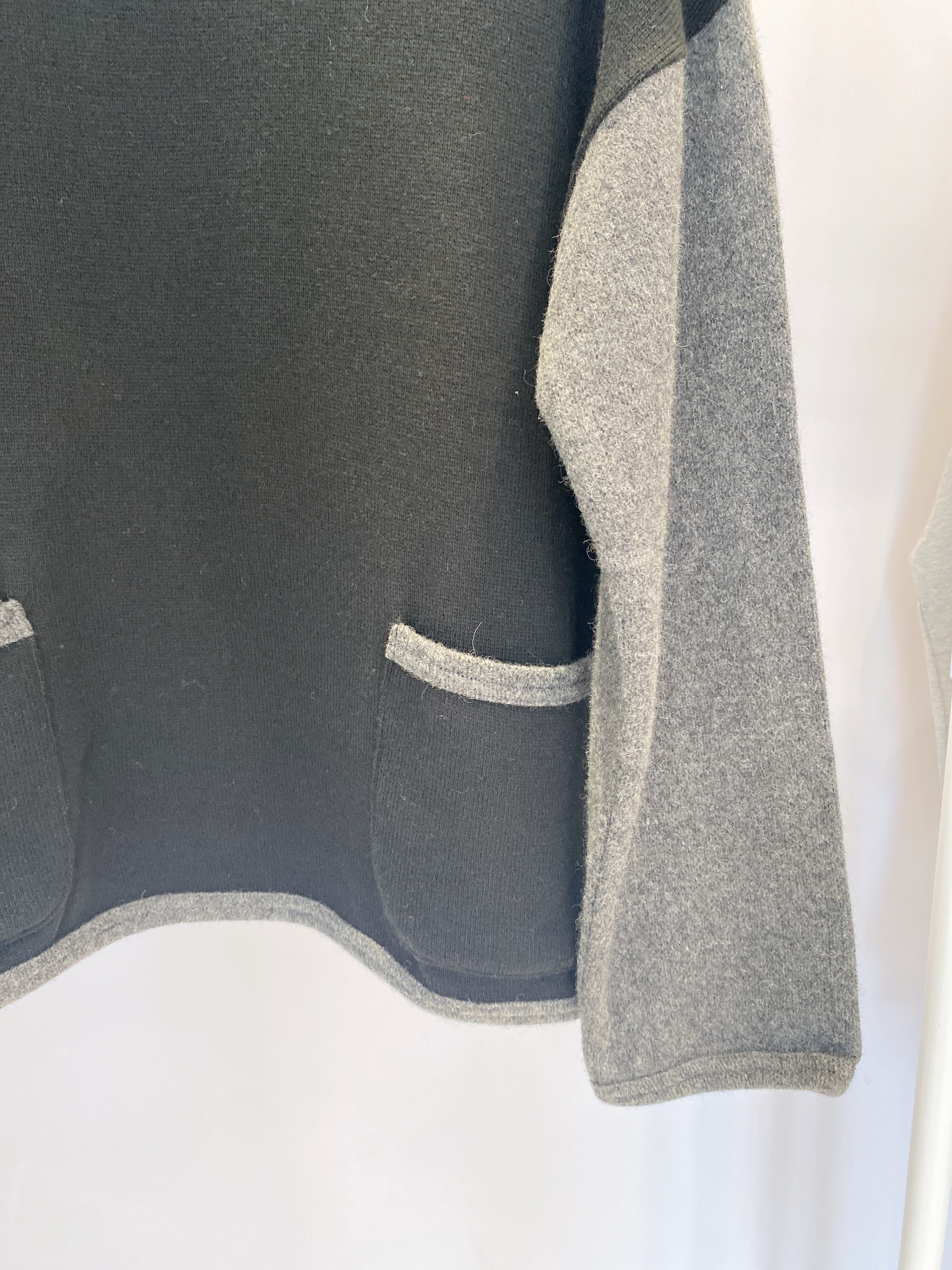 D黑灰雙色呢料款