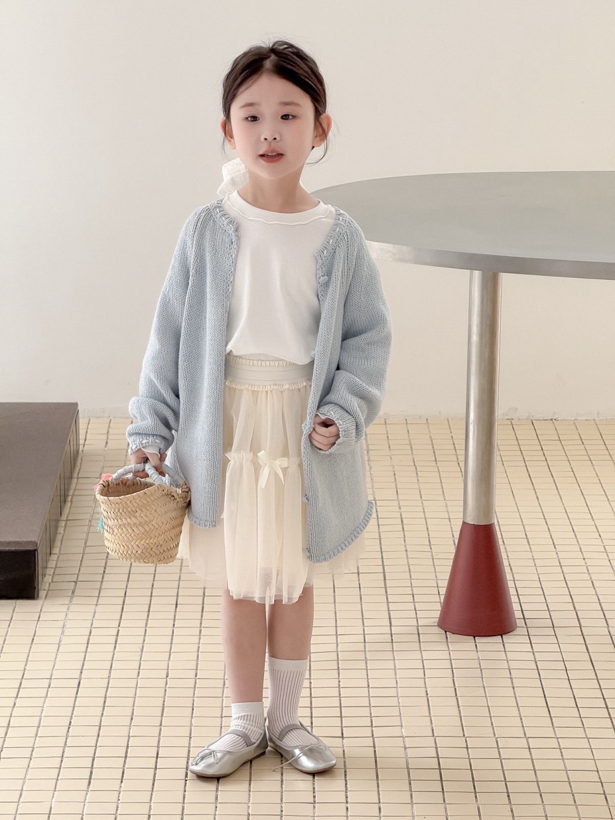 奶藍色軟綿針織外套