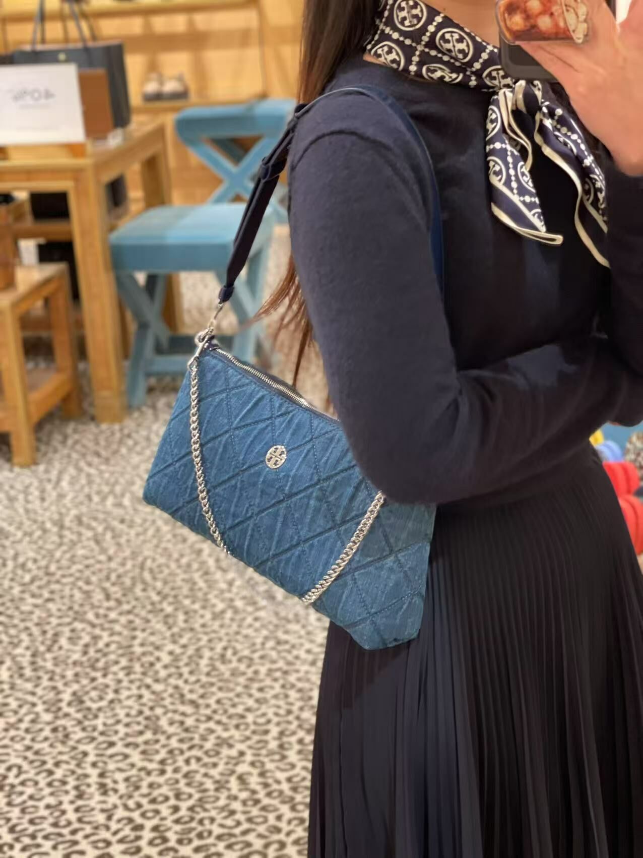 Tory Burch Willa denim zip shoulder bag 牛仔肩包
