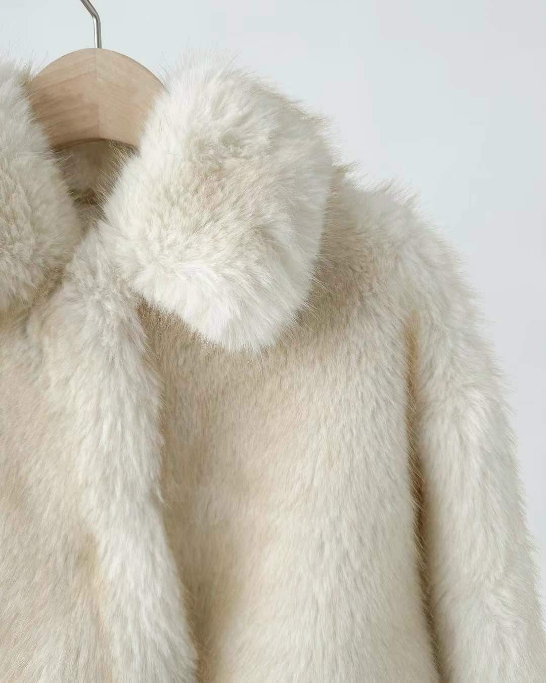 QC08 精品感翻領毛毛外套