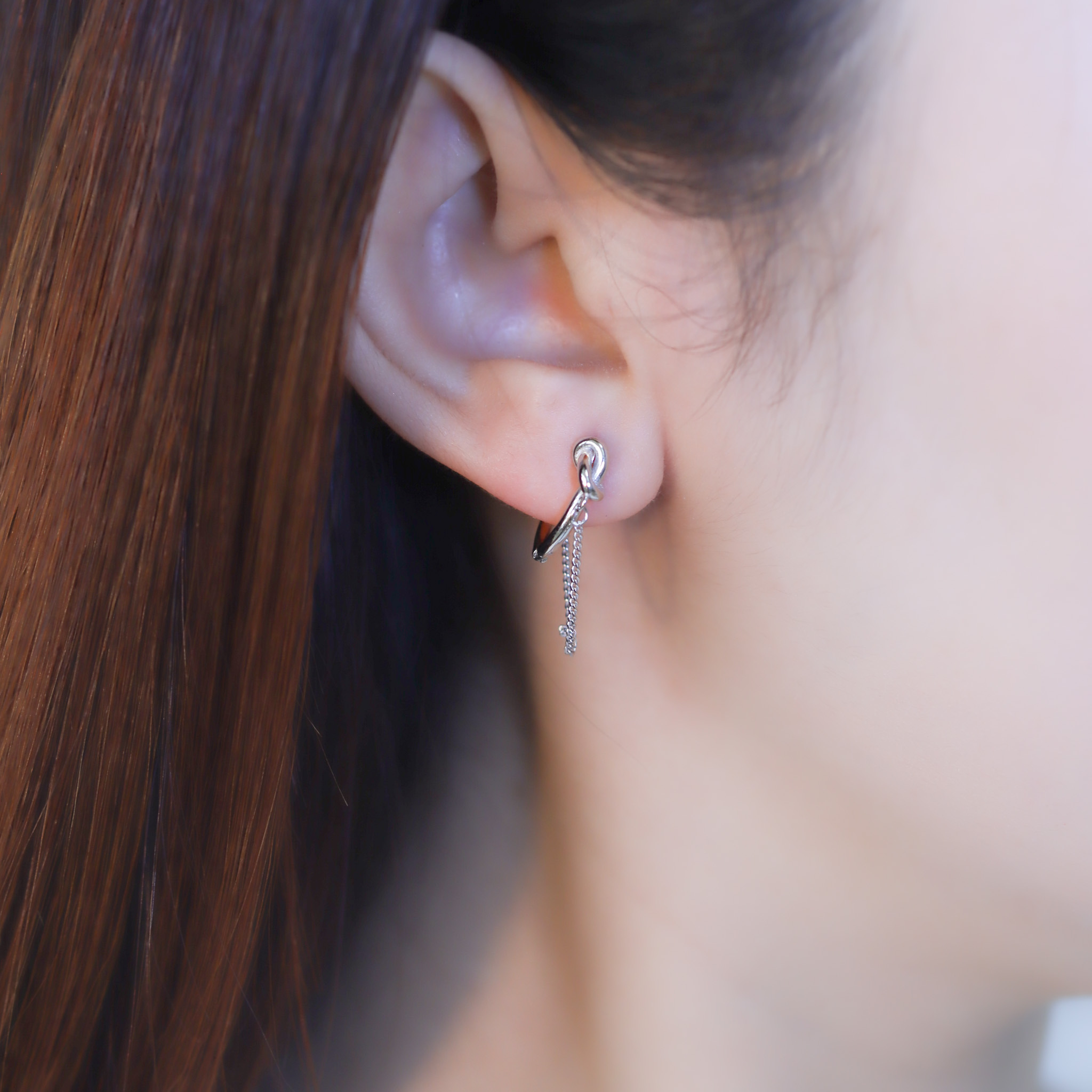 | 999足銀・厚鍍白金 | 圓滿小結耳環 | EA0886 |