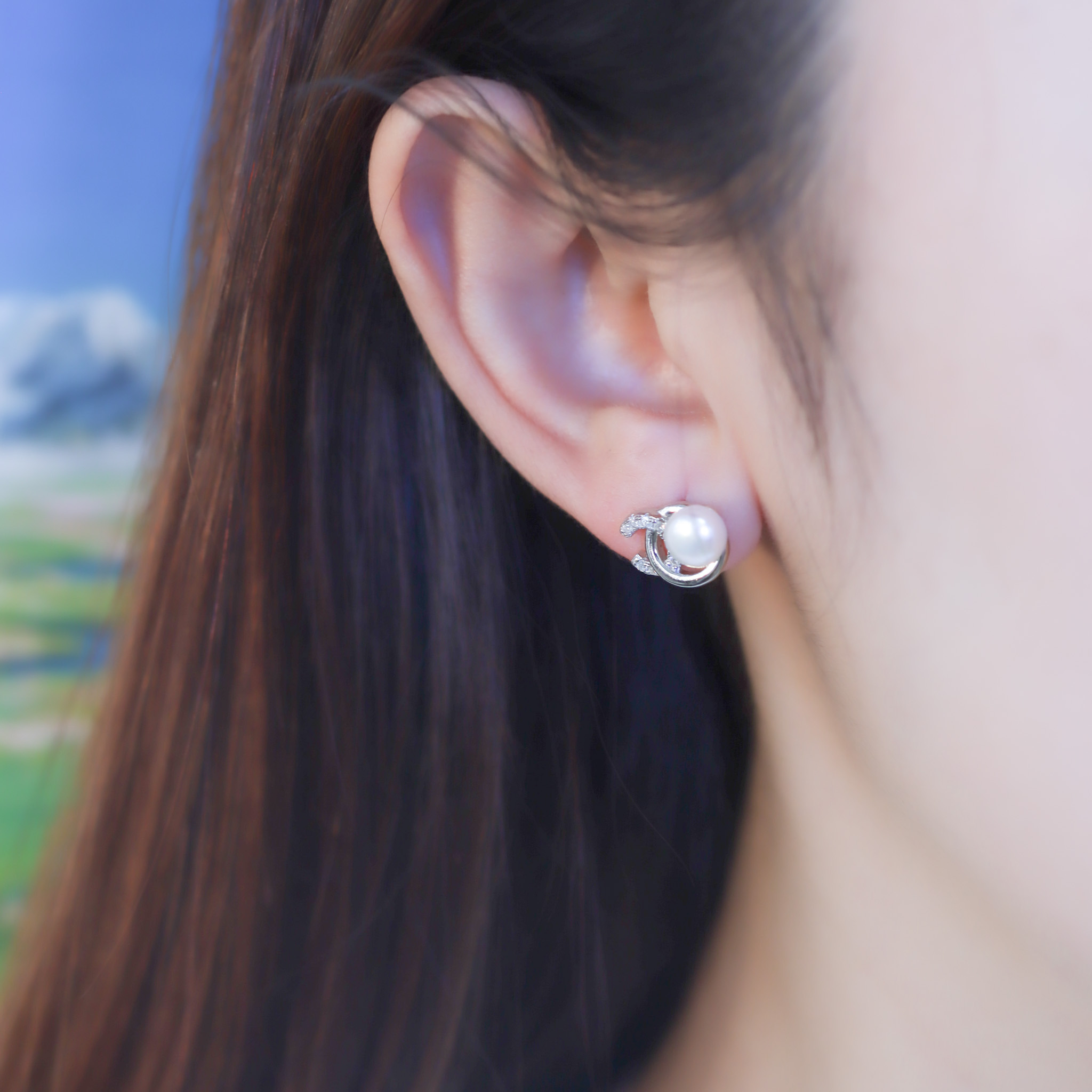 | 925純銀・白金・莫桑石・珍珠 | 挽手走下去珍珠耳環 | EA0904 |