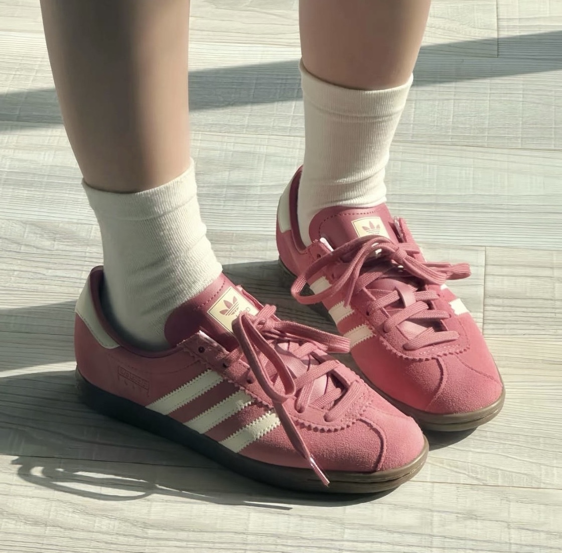 ADIDAS ORIGINALS STADT 麂皮草莓熊 JR9551