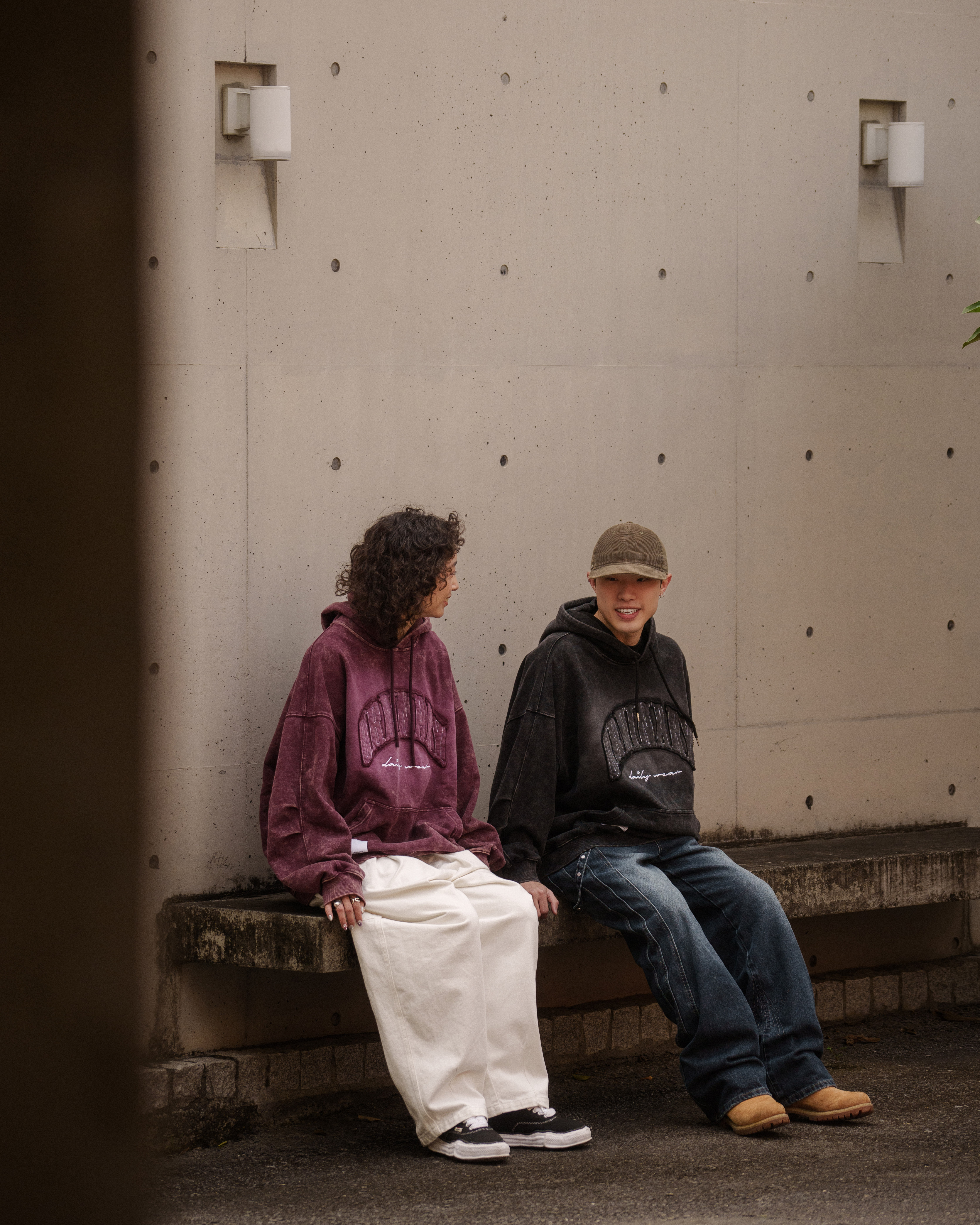 Ordinary 水洗不修邊貼布LOGO帽Tee