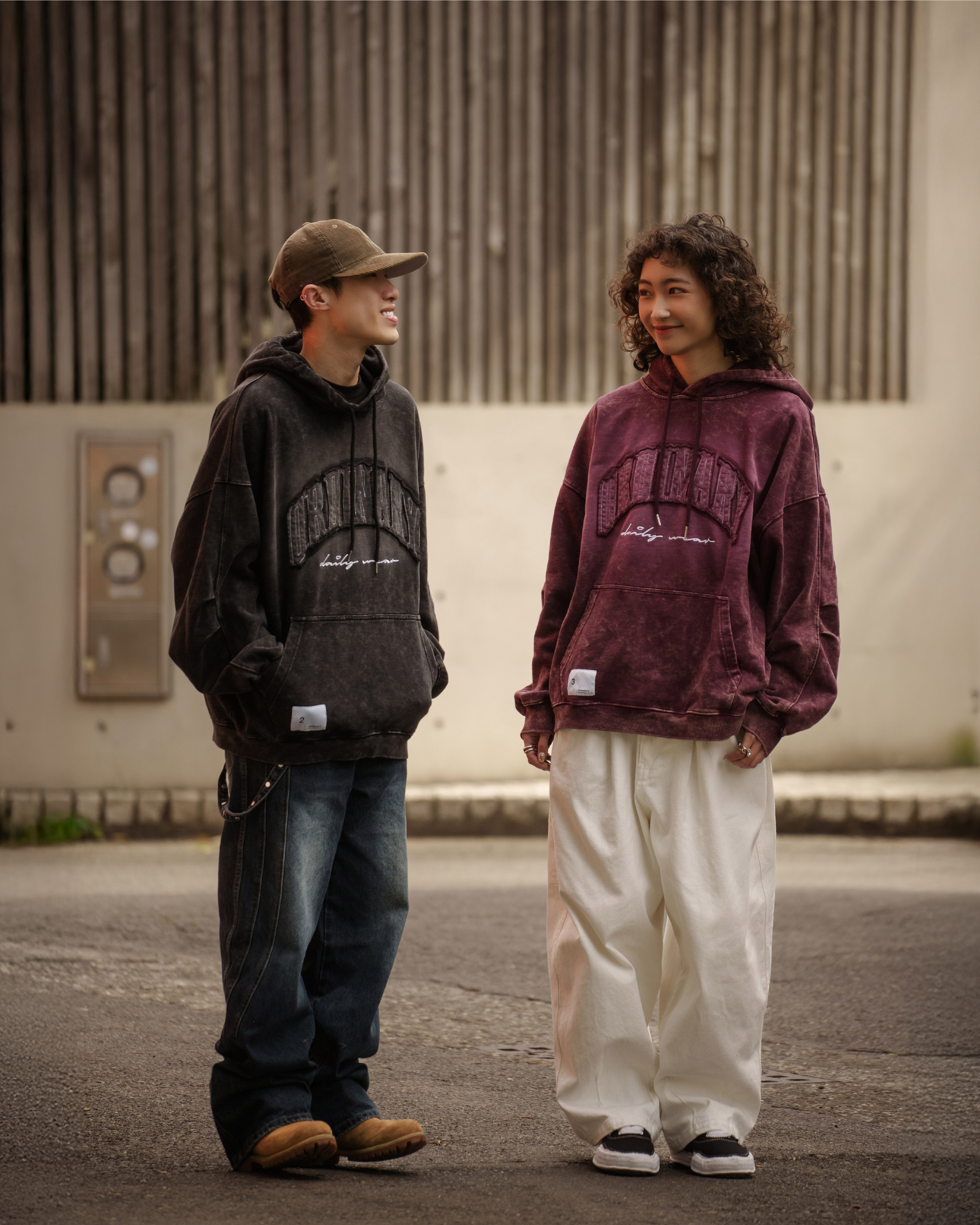 Ordinary 水洗不修邊貼布LOGO帽Tee