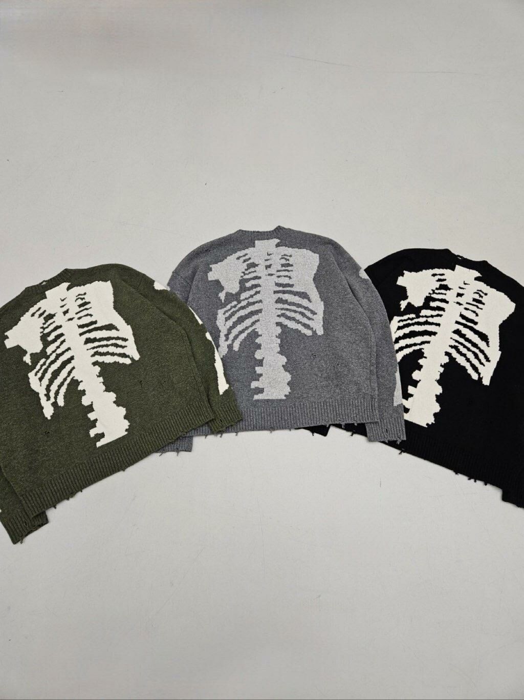 圓領骨骼針織衫 SPECTOR-111T