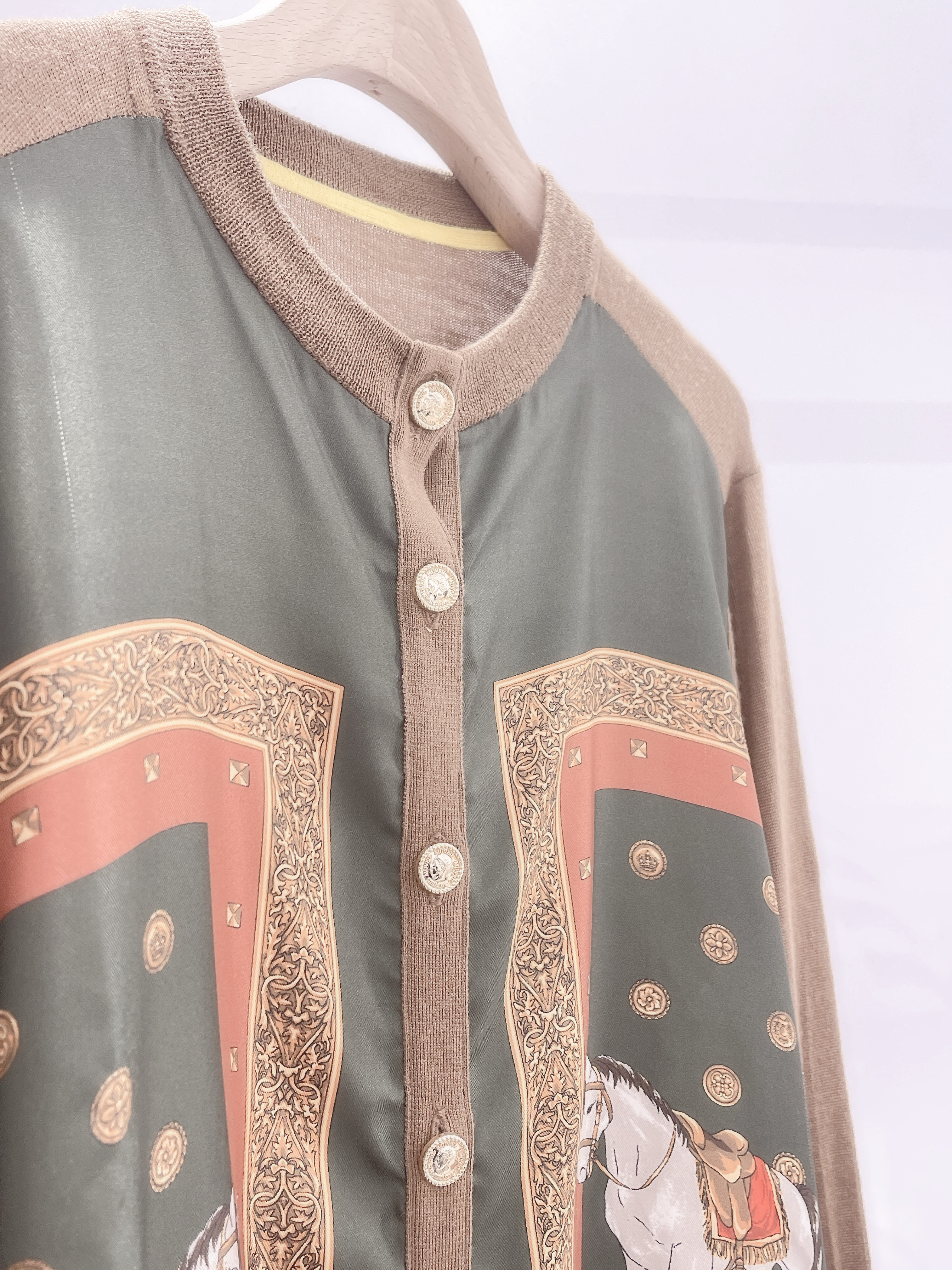 絲巾馬圖針織外套