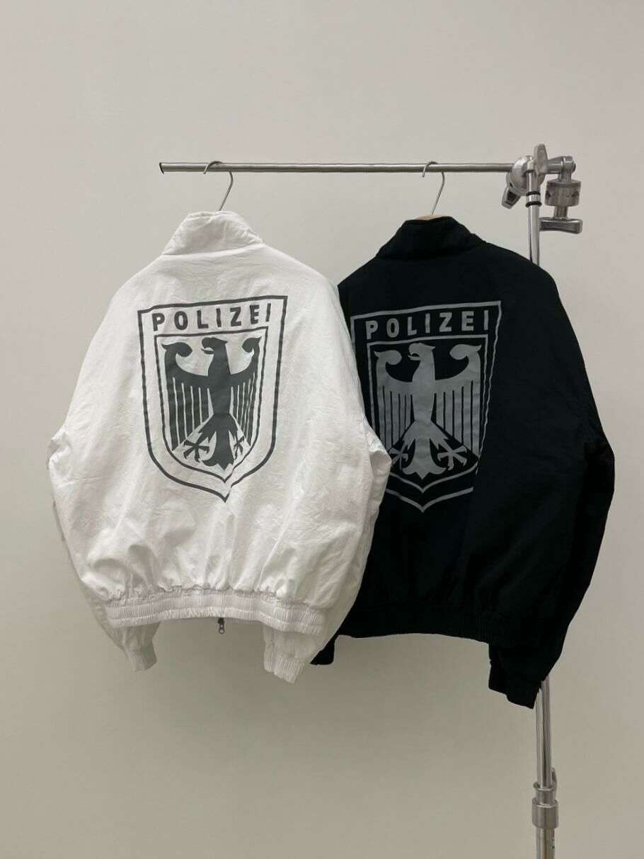 企領英文字圖案拉鍊外套(夾棉) EASY-051JK