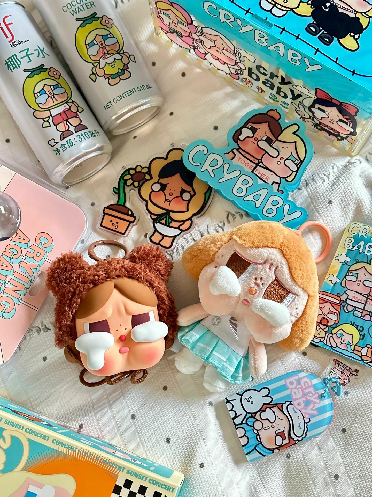 POPMART 泡泡瑪特 Crybaby 眼淚工廠系列 哭娃 耳機包 鑰匙圈 吊飾 零錢包 哭哭熊 哭鴨哭鴨 (任買兩件711免運)/預購