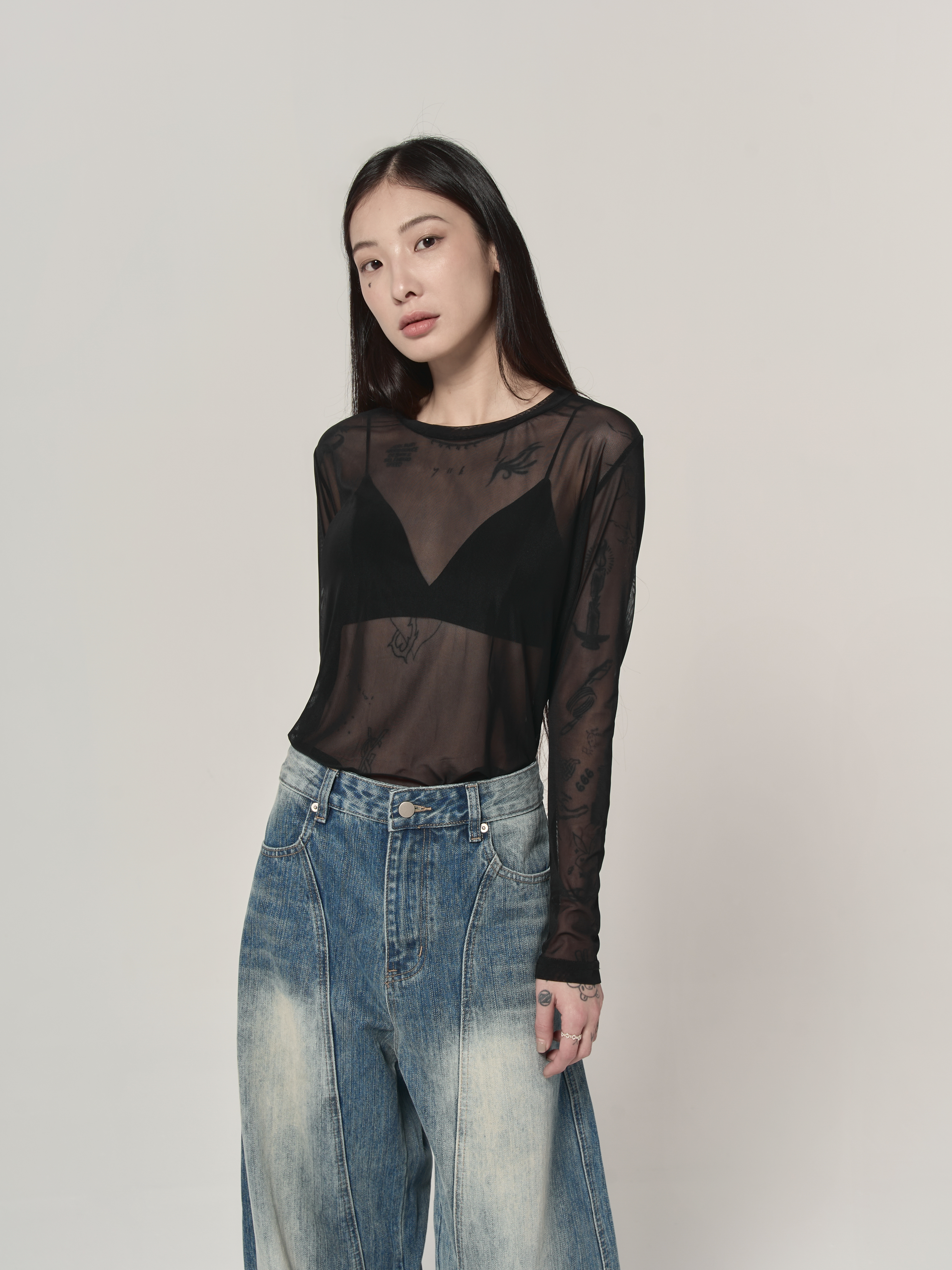 透膚打底圓領長袖-黑