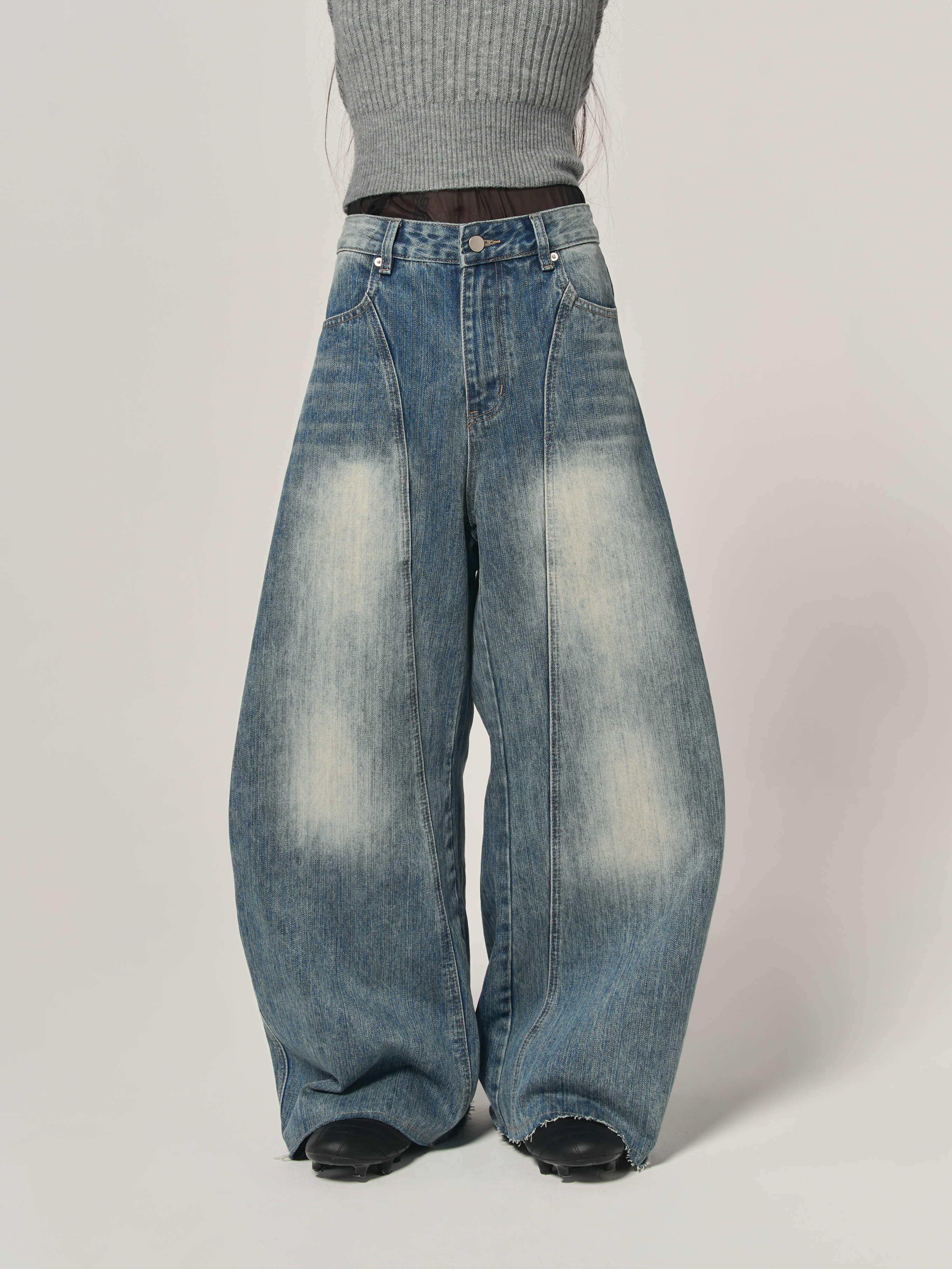 寶藏藍丹寧彎刀褲