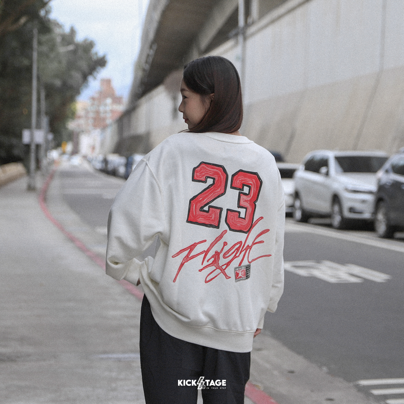 男女款 NIKE JORDAN FLEECE CREW GCEL 白色 小刺繡LOGO 背後手繪印花 長袖 大學T【IB5605】