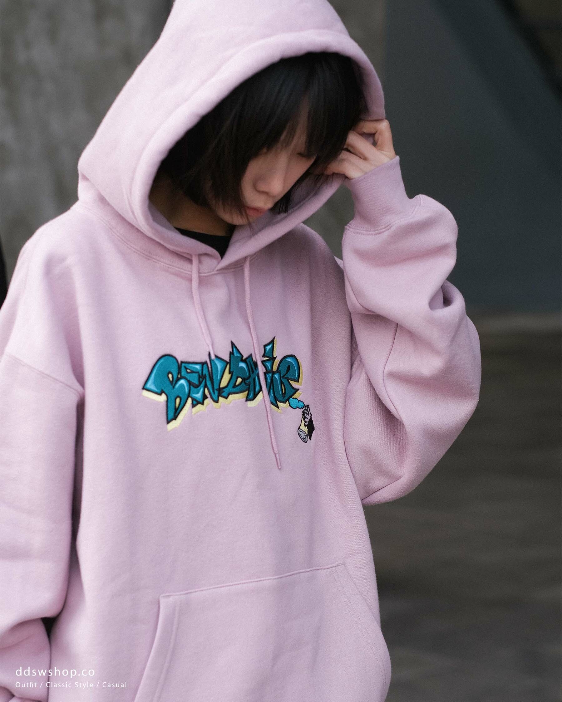 "現貨" BEN DAVIS MISCHIEVOUS LETTERS HOODIE 調皮字母帽踢