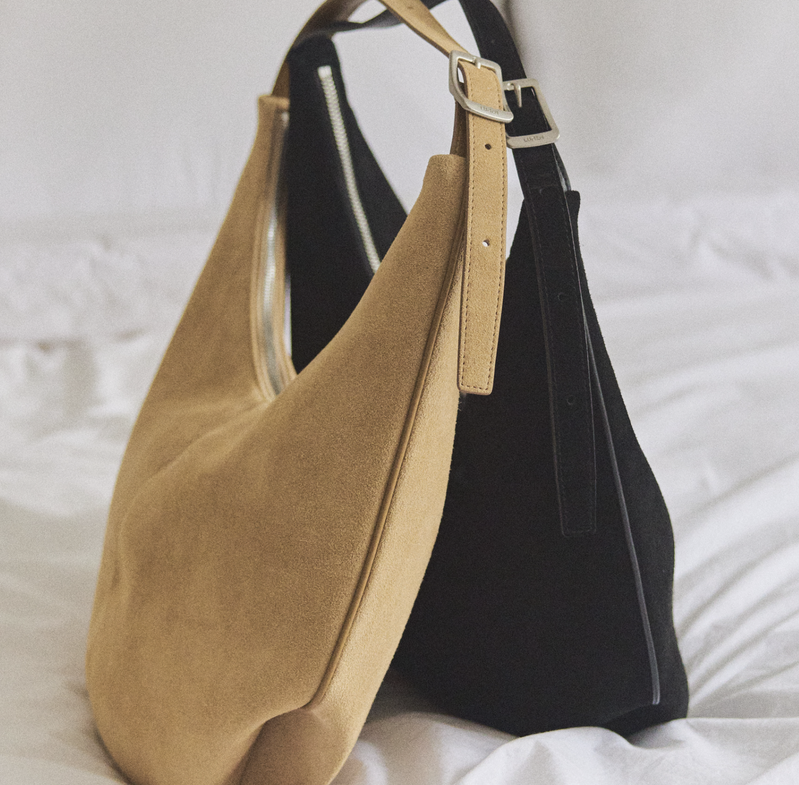 韓國代購>ATELIER DE LUMEN MOSSY HOBO BAG