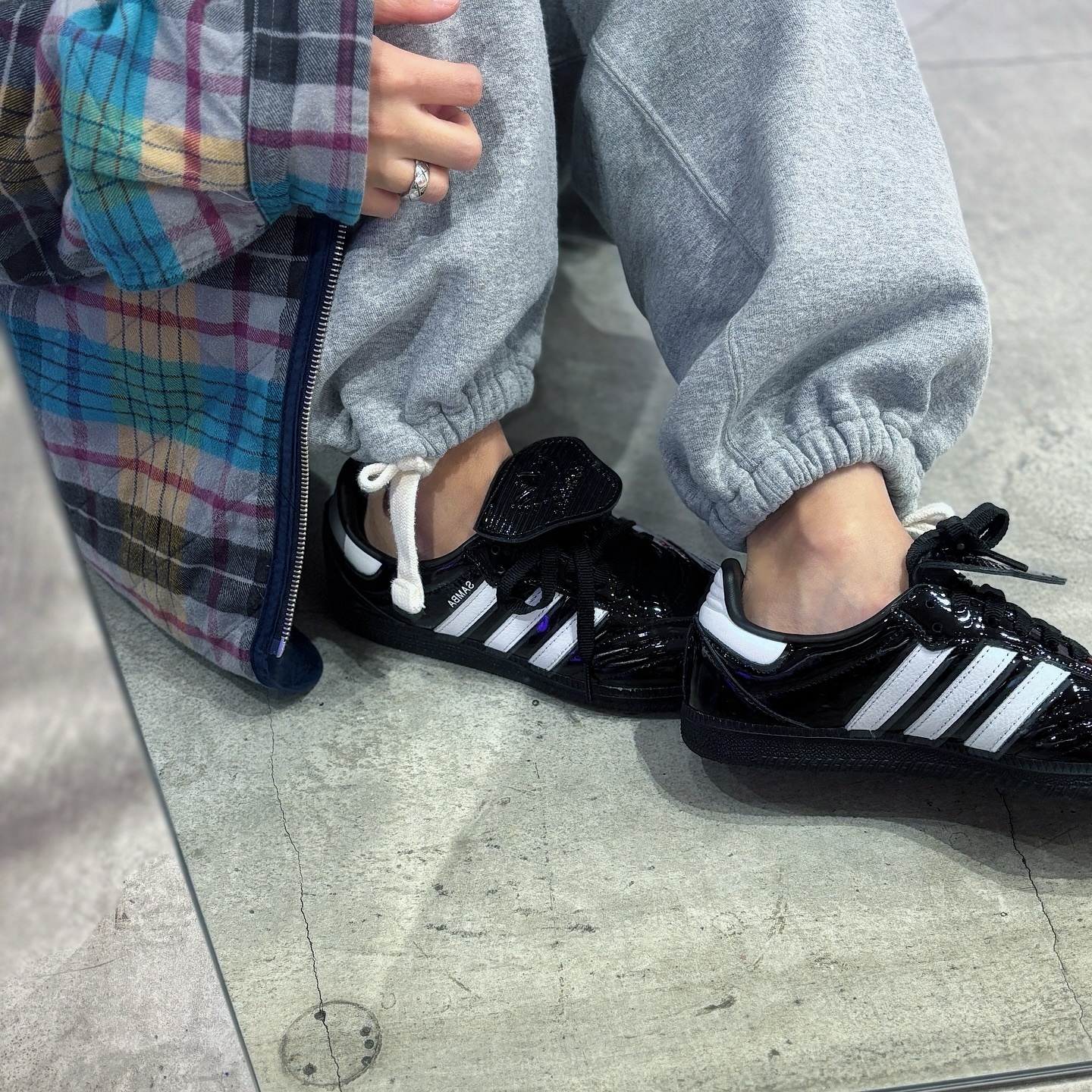 極希少　00's adidas lantos スニーカー　27cm silver 2024年 8/19 発売】adidas Originals W SL 72 OG “Silver