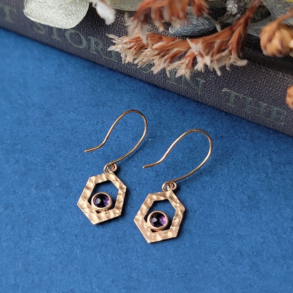 【me.luxe】K10 六合紫水晶勾式耳環