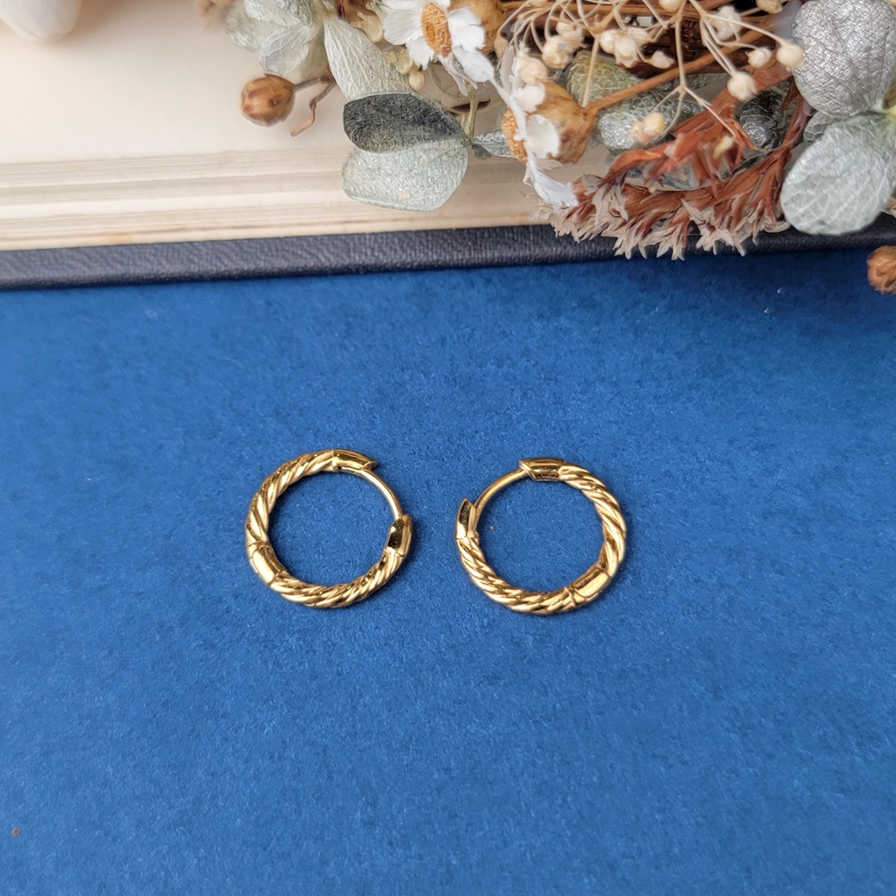【me.luxe】SV麻花圓環耳環