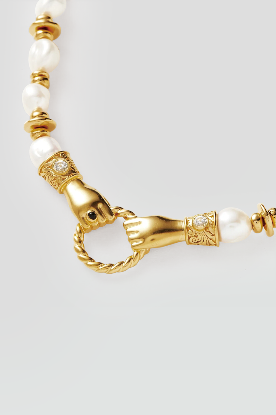 MISSOMA｜IN GOOD HANDS 雙手造型串珠寶石項鍊