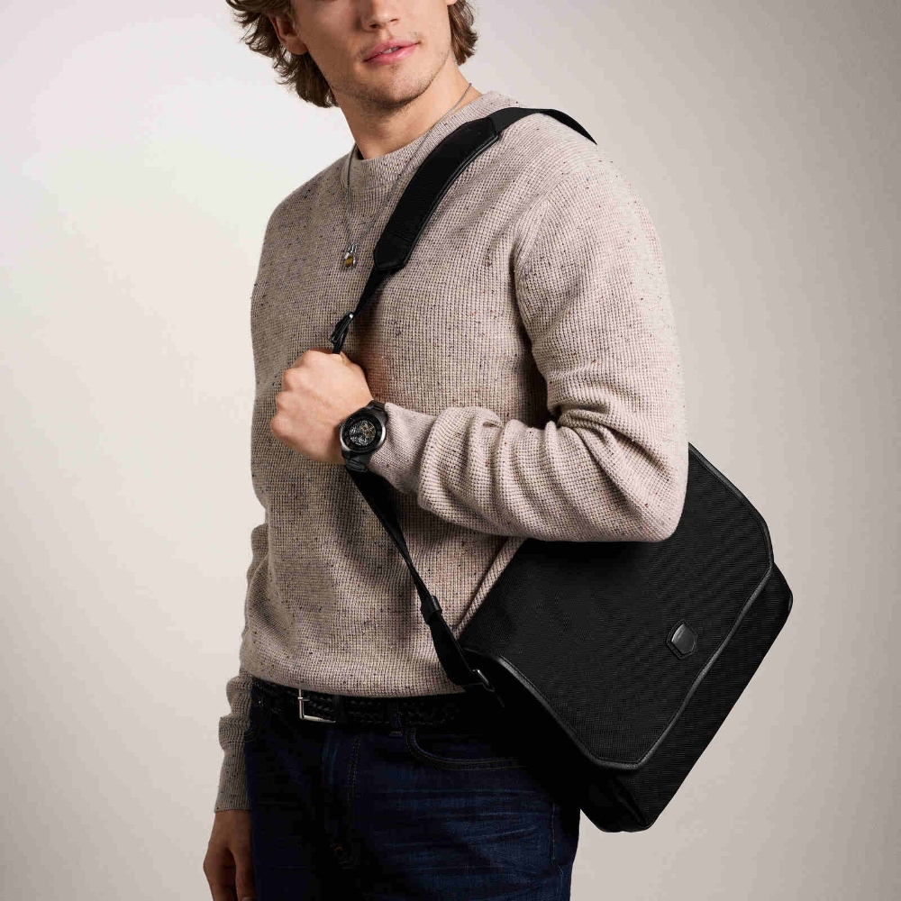 Hayes 尼龍郵差包 (兩色可選)